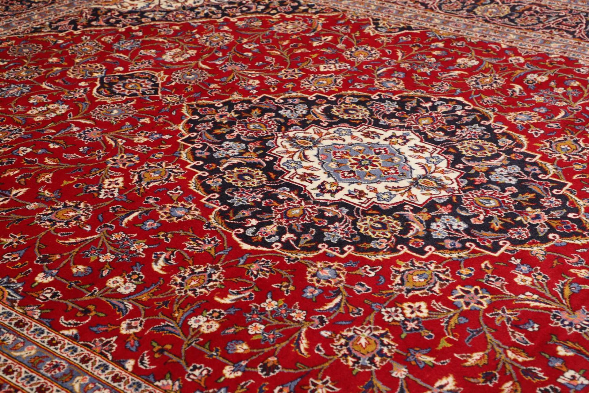 Kashan Persian Rug — hand-knotted, 303 × 404 cm, Wool