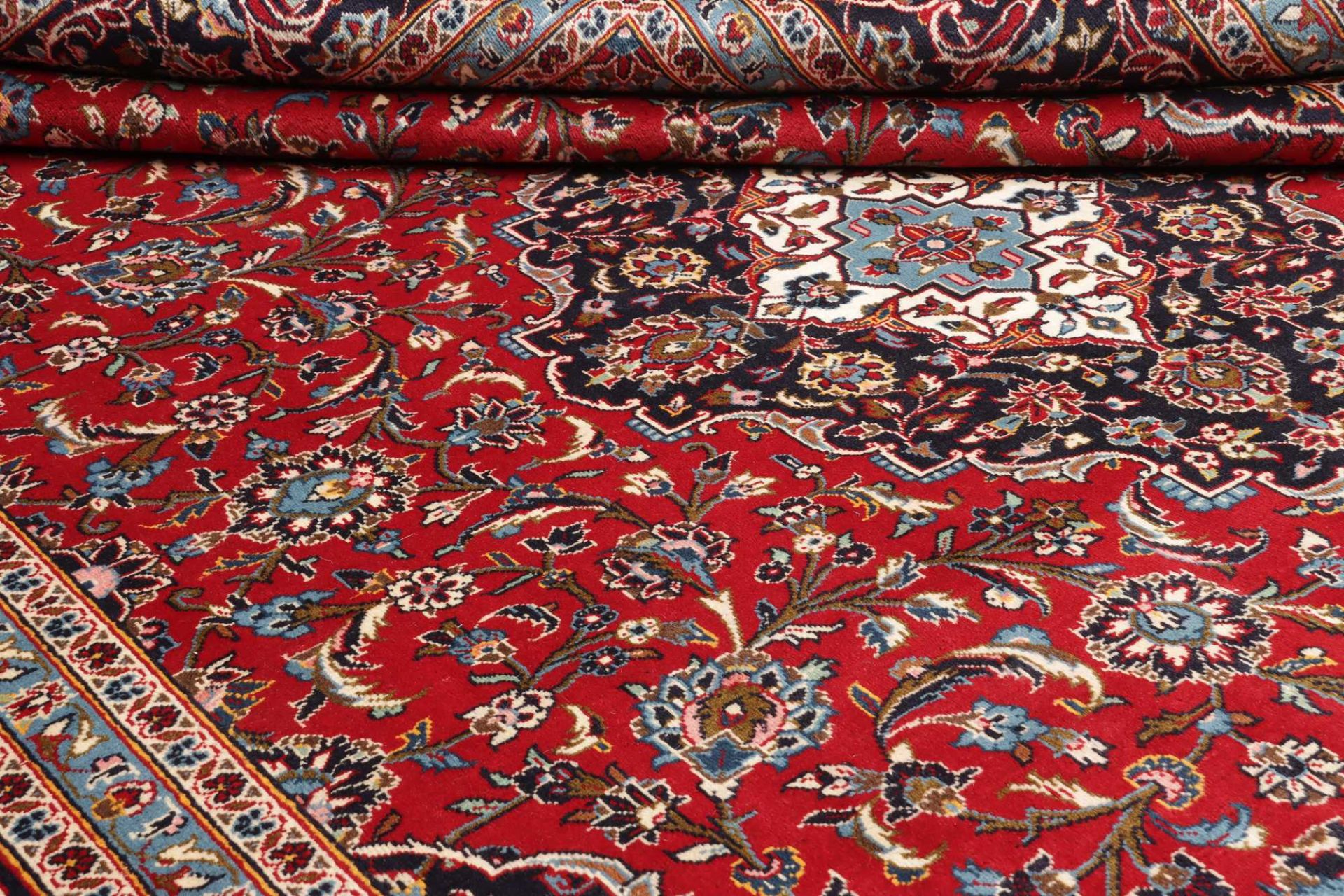 Kashan Persian Rug — hand-knotted, 294 × 401 cm, Wool