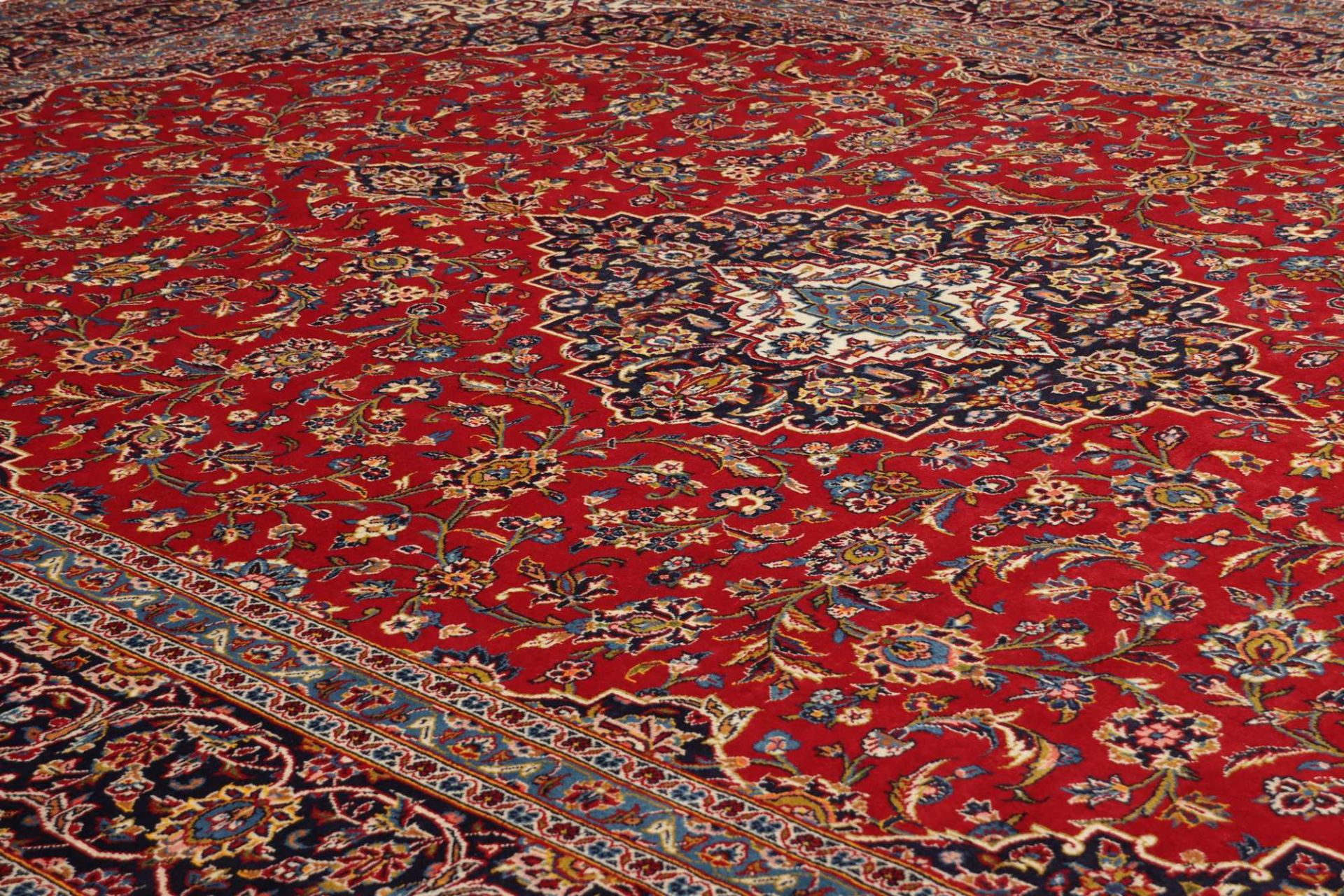 perserteppich-kashan-301-x-399-cm-schurwolle-handgeknupft-hochwertig-6 Hand-Knotted Wool Kashan Persian Rug, 301 × 399 cm