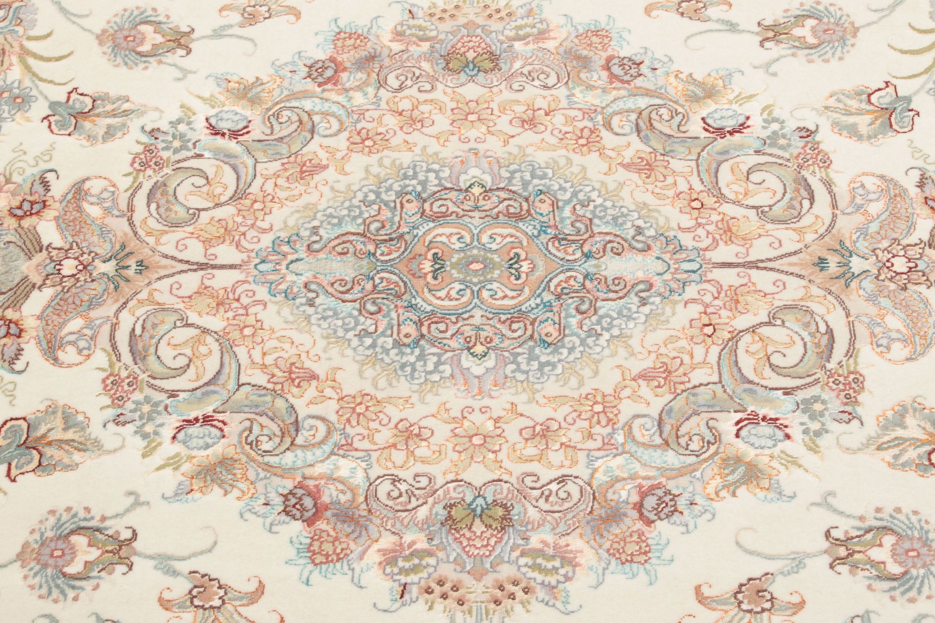 perserteppich-tabriz-205-x-312-cm-schurwolle-seide-handgeknupft-2 Tabriz Persian Rug 205 × 312 cm, Wool & Silk, hand-knotted