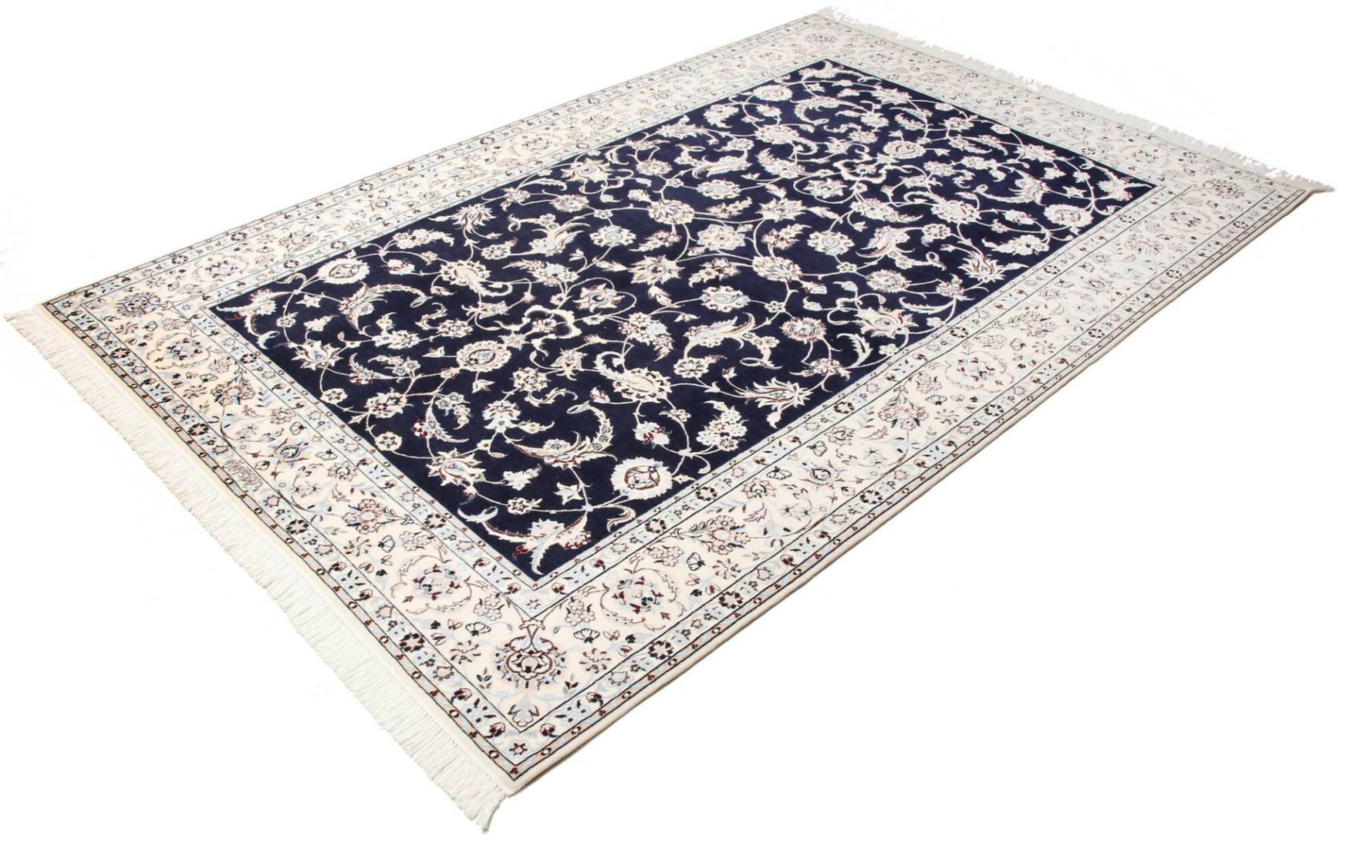 Nain Persian Rug 162 × 247 cm, Wool, hand-knotted
