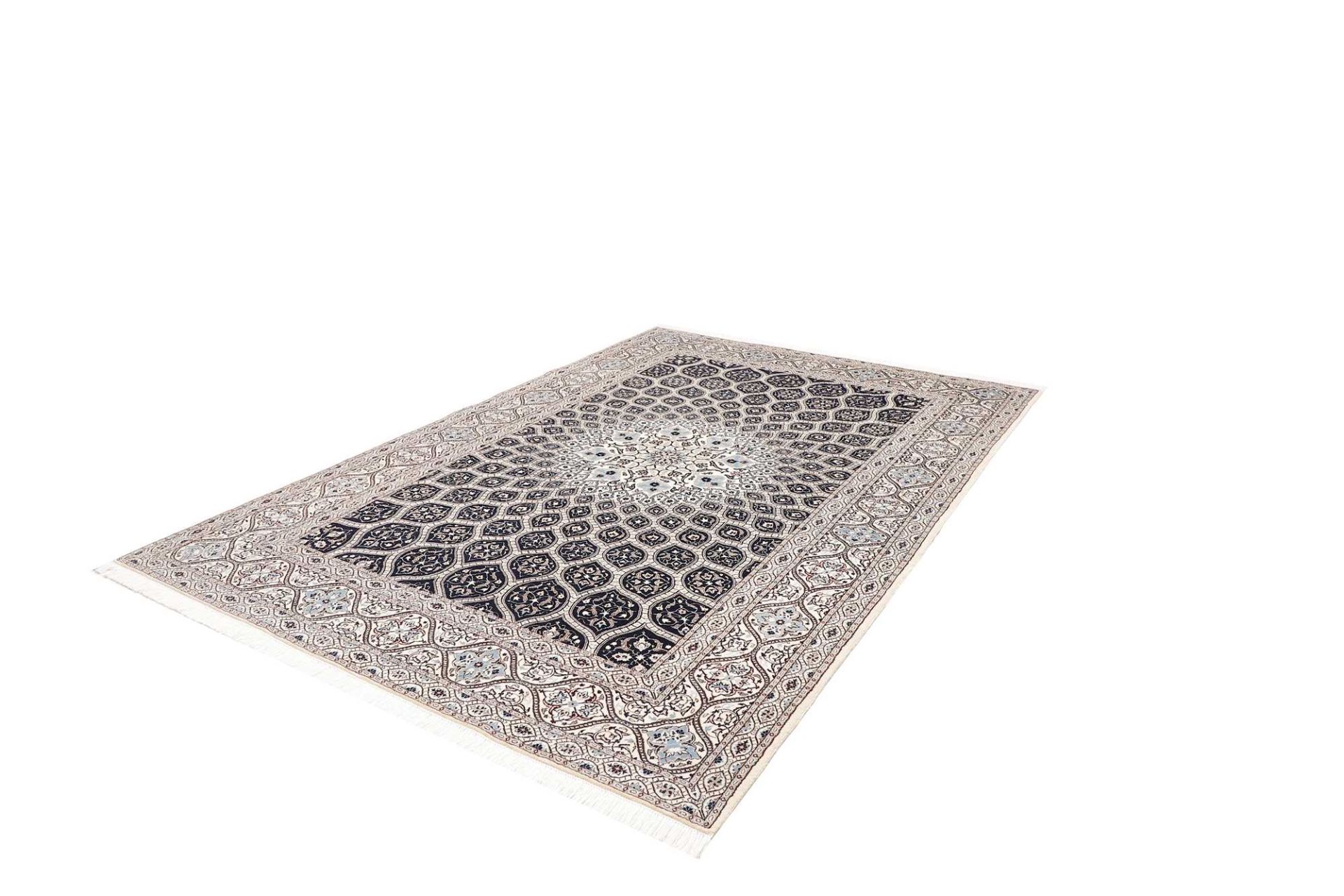 perserteppich-nain-213-x-311-cm-schurwolle-handgeknupft-exklusiv-1 Hand-Knotted Wool Nain Persian Rug, 213 × 311 cm