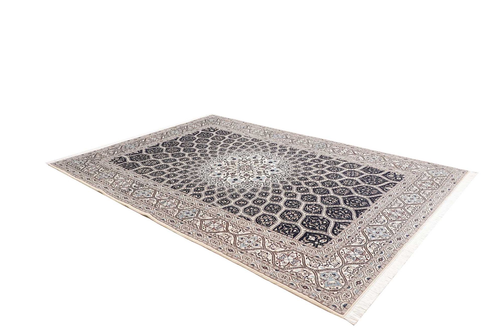 perserteppich-nain-213-x-311-cm-schurwolle-handgeknupft-exklusiv-2 Hand-Knotted Wool Nain Persian Rug, 213 × 311 cm