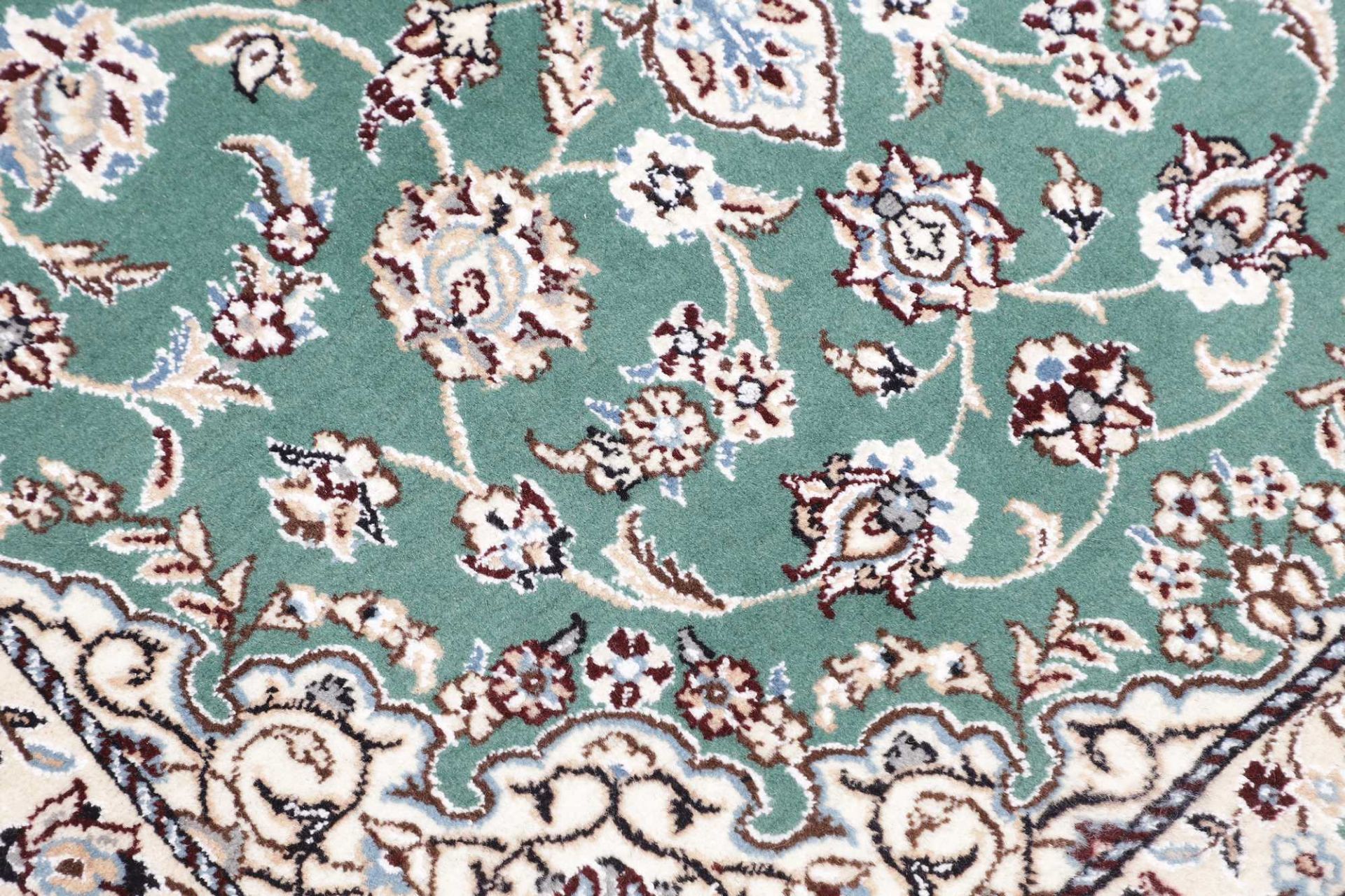 Hand-Knotted Wool Nain Persian Rug, 82 × 126 cm