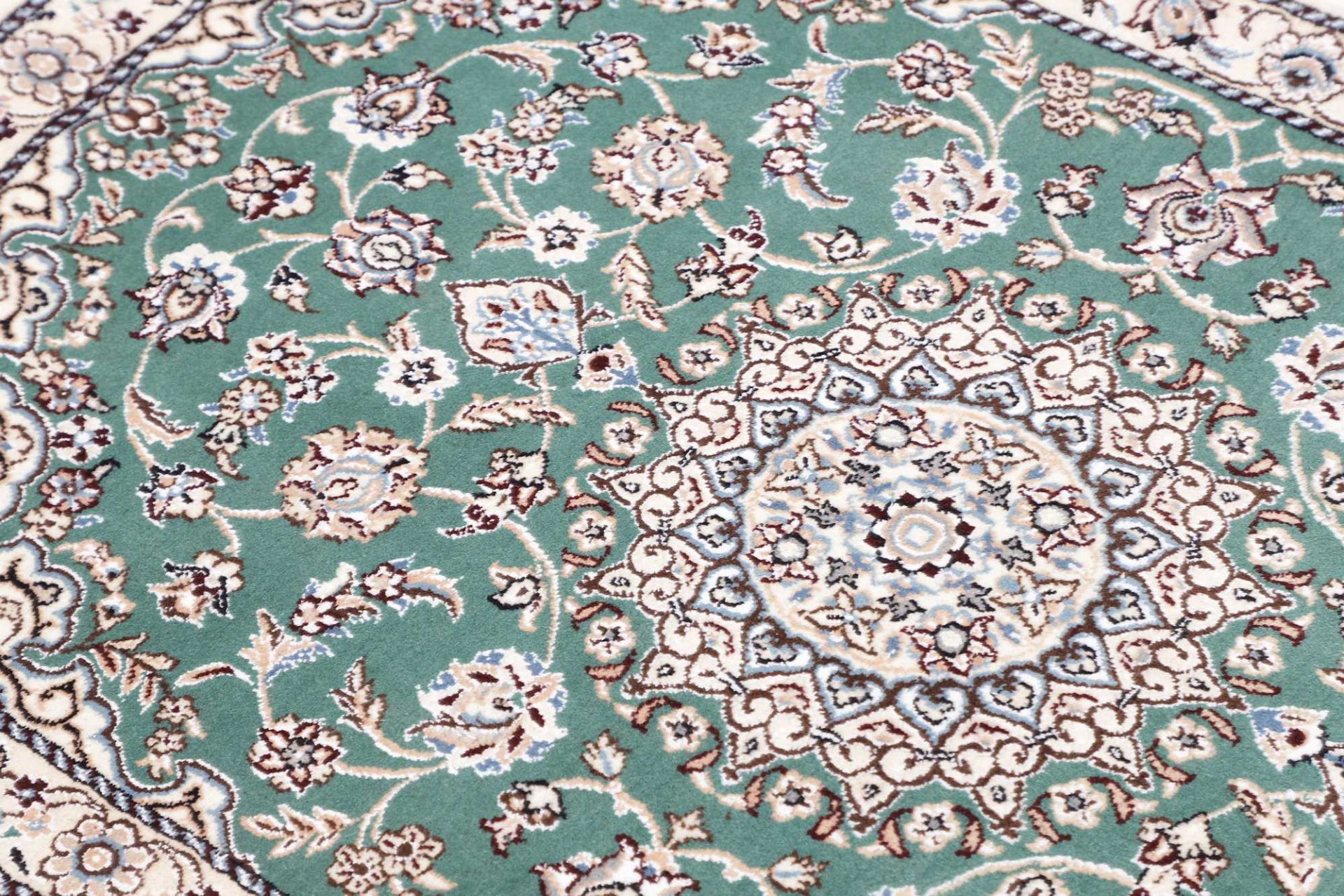 Hand-Knotted Wool Nain Persian Rug, 82 × 126 cm