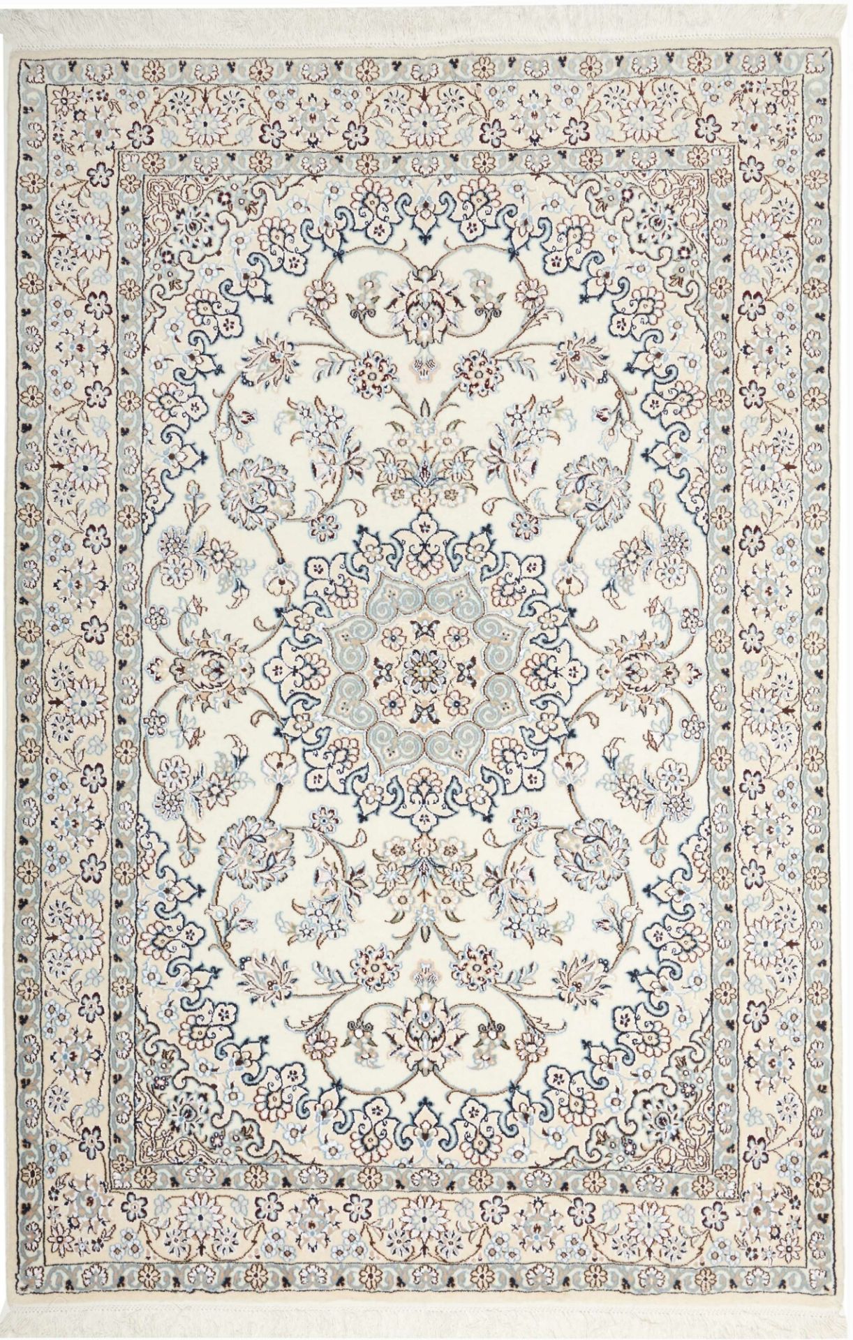 Nain Persian Rug — hand-knotted, 136 × 204 cm, Wool