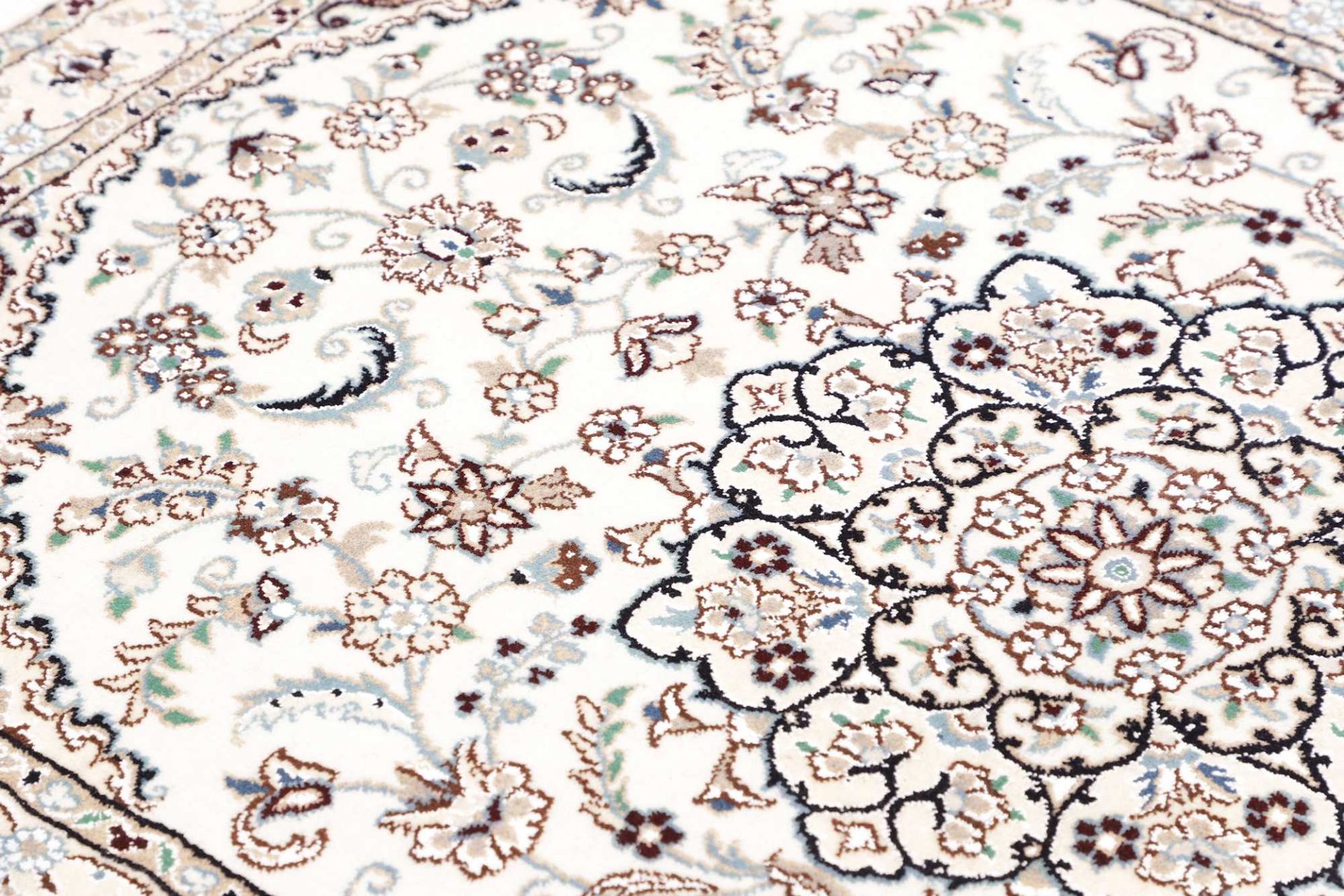 Nain Persian Rug — hand-knotted, 103 × 145 cm, Wool