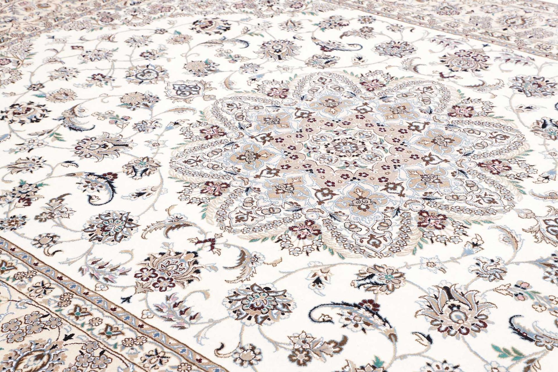 Nain Persian Rug — hand-knotted, 251 × 345 cm, Wool