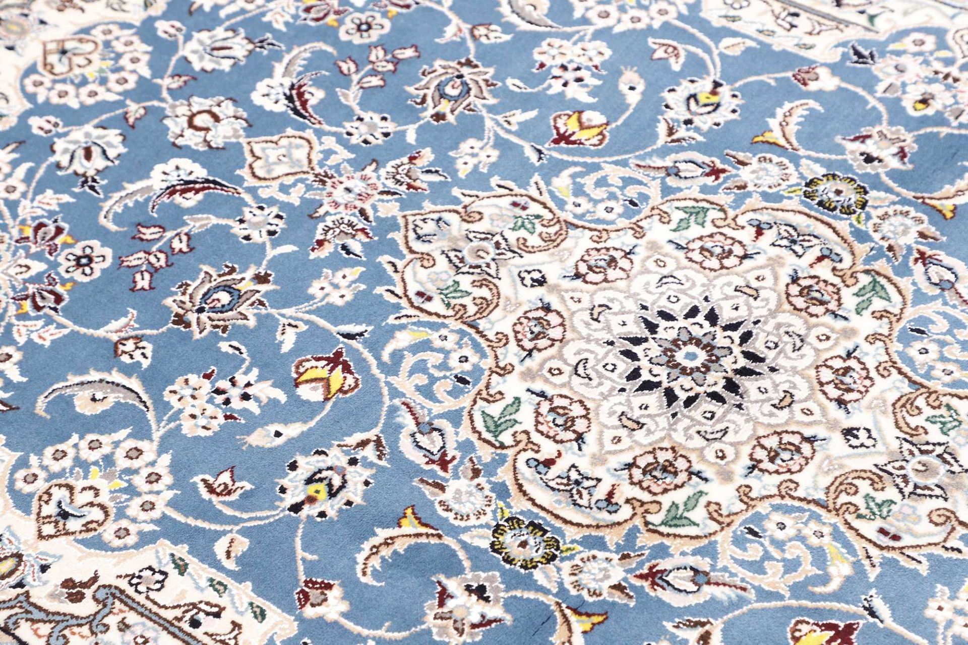 Hand-Knotted Wool Nain Persian Rug, 103 × 154 cm