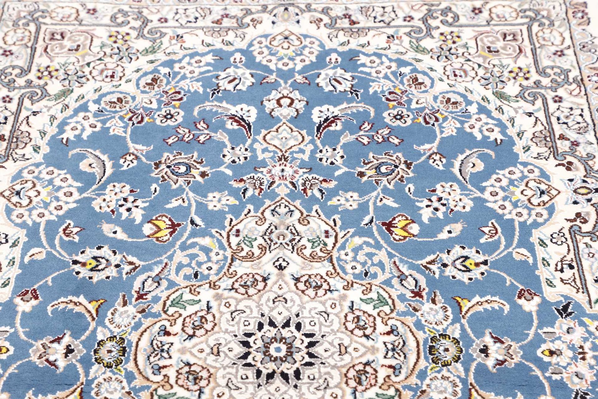 Hand-Knotted Wool Nain Persian Rug, 103 × 154 cm