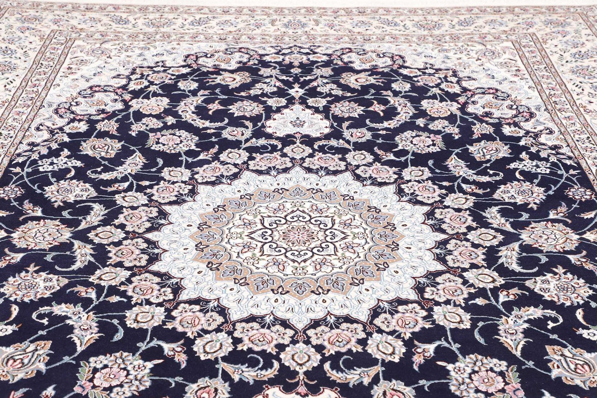 Nain Persian Rug — hand-knotted, 251 × 354 cm, Wool