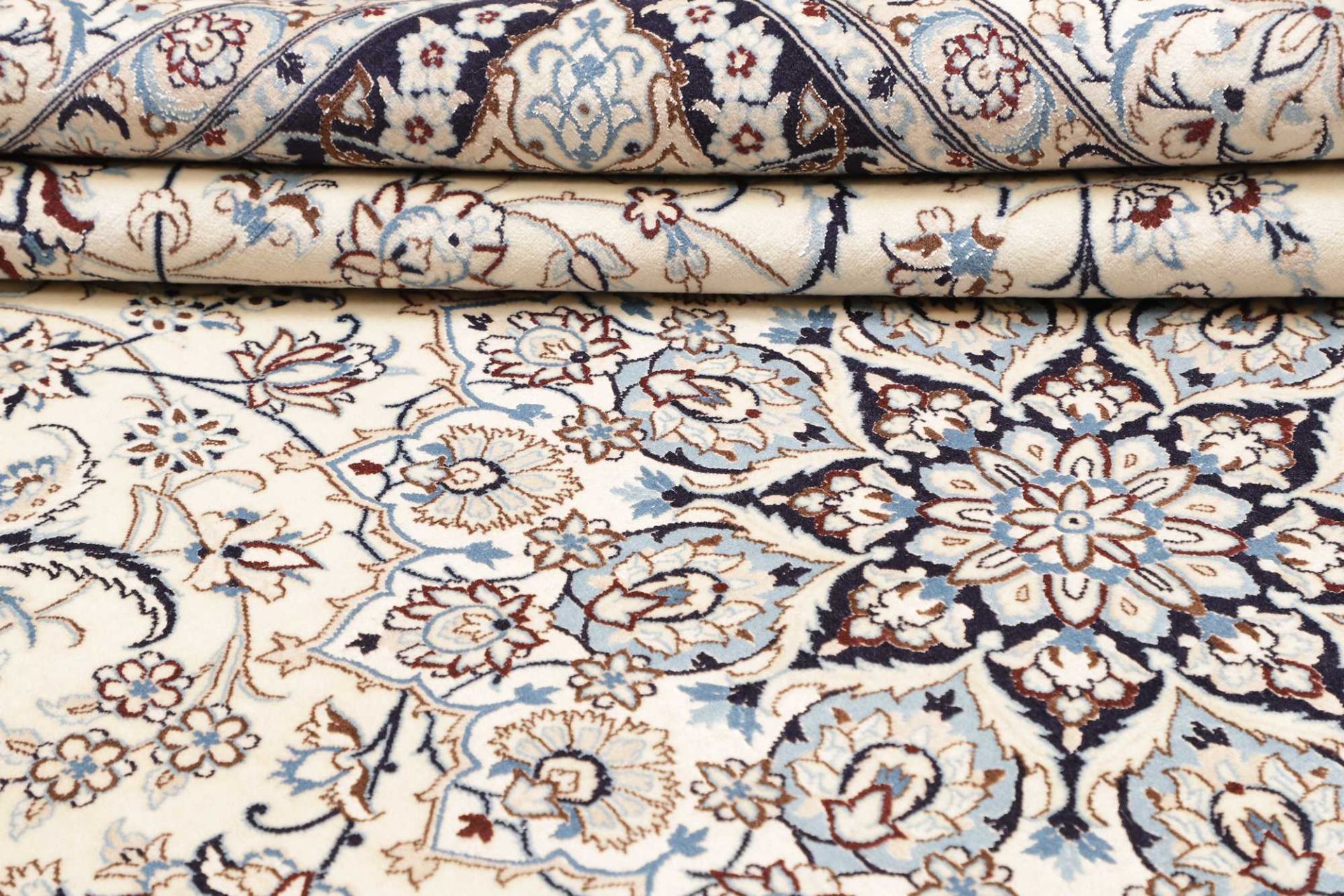 perserteppich-nain-254-x-366-cm-schurwolle-handgeknupft-exklusiv-9 Nain Persian Rug — hand-knotted, 254 × 366 cm, Wool