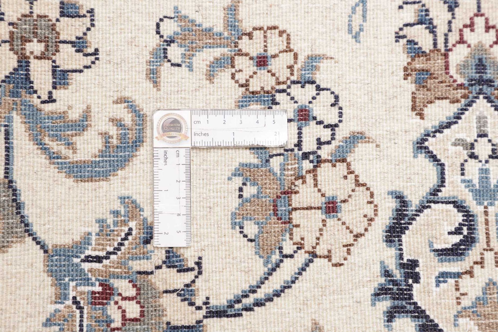 perserteppich-nain-254-x-366-cm-schurwolle-handgeknupft-exklusiv-10 Nain Persian Rug — hand-knotted, 254 × 366 cm, Wool