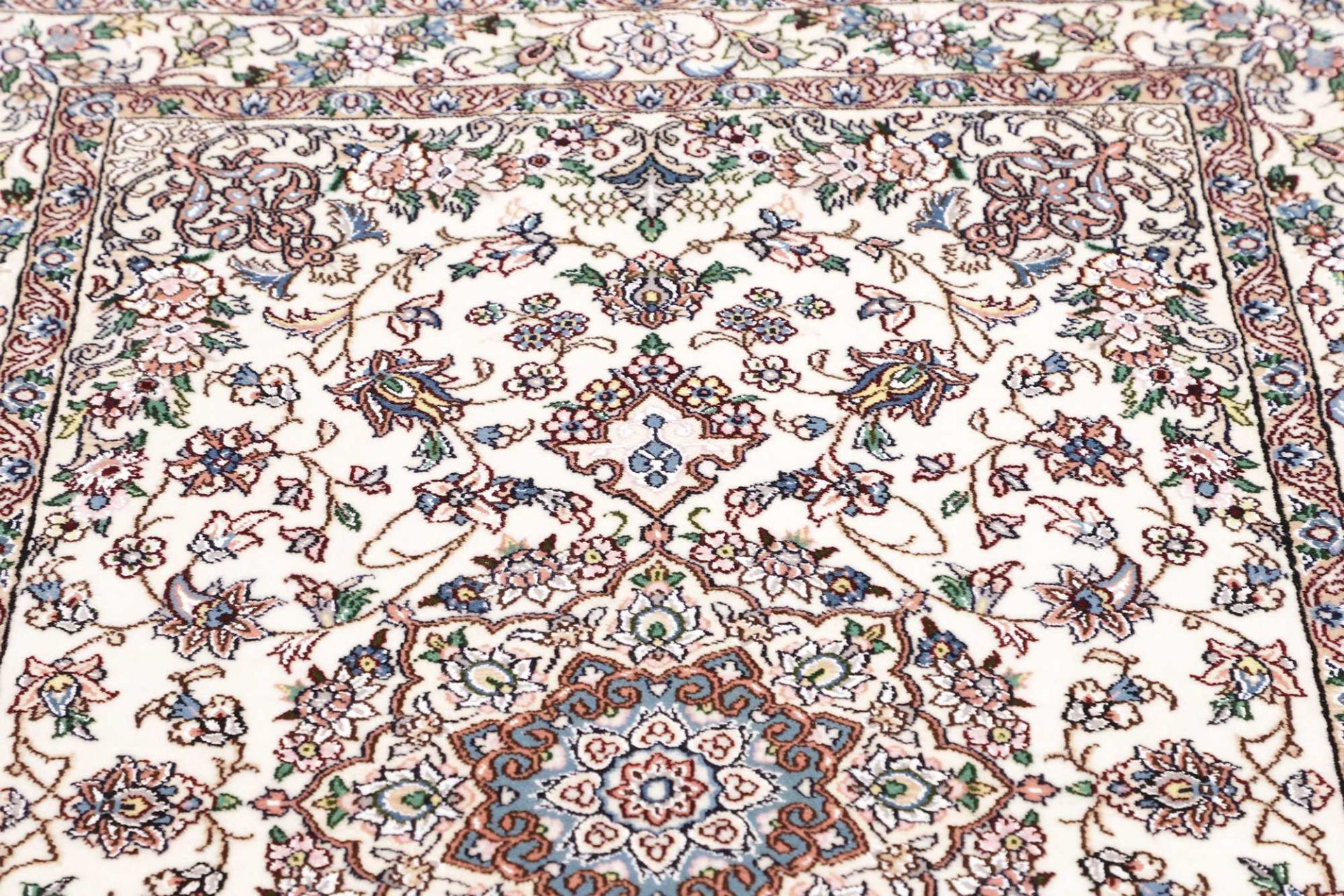 Nain Persian Rug 108 × 155 cm, Wool, hand-knotted