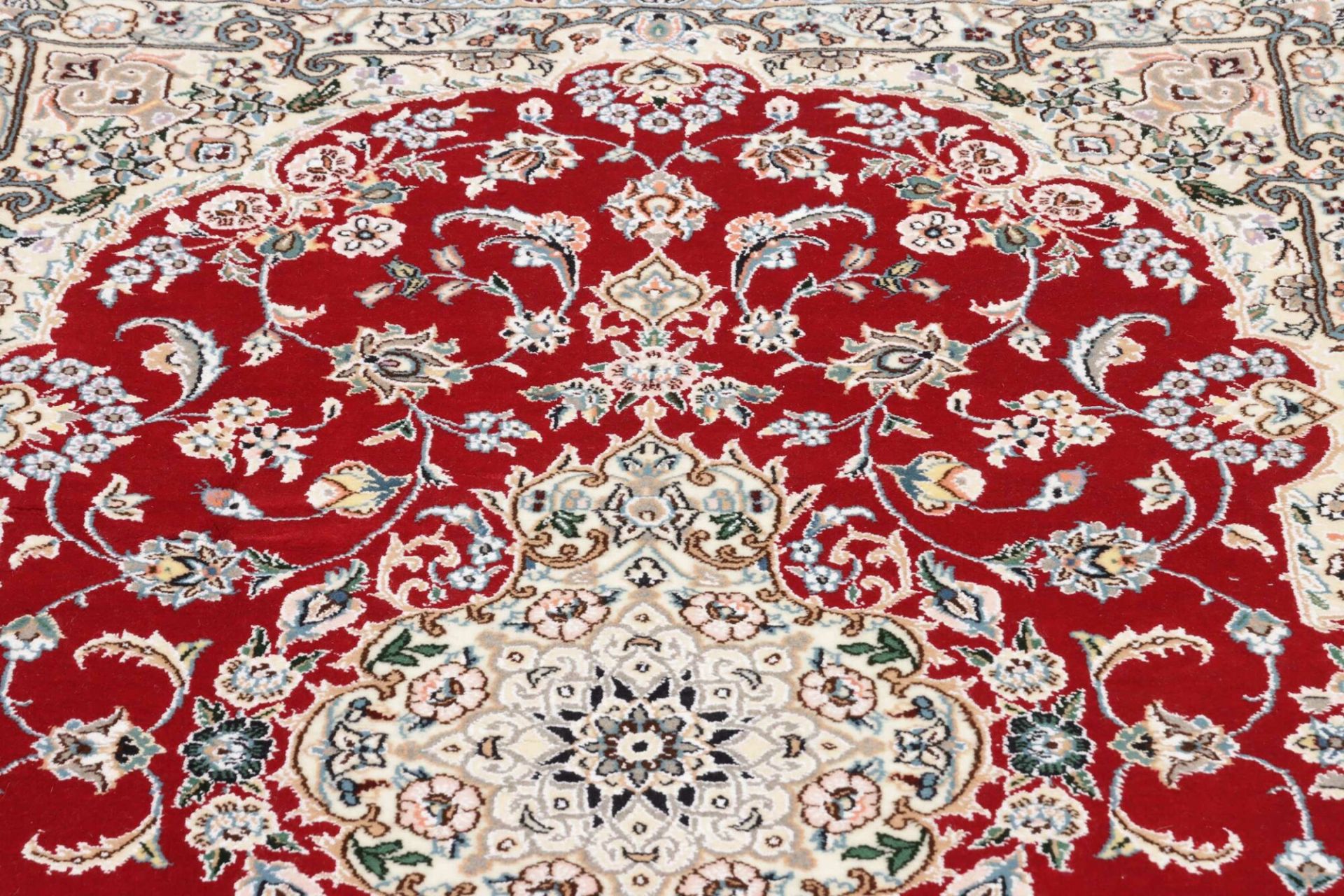 Hand-Knotted Wool Nain Persian Rug, 103 × 156 cm