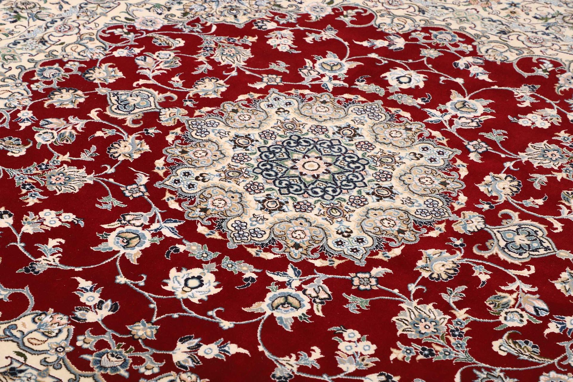 Nain Persian Rug — hand-knotted, 196 × 204 cm, Wool
