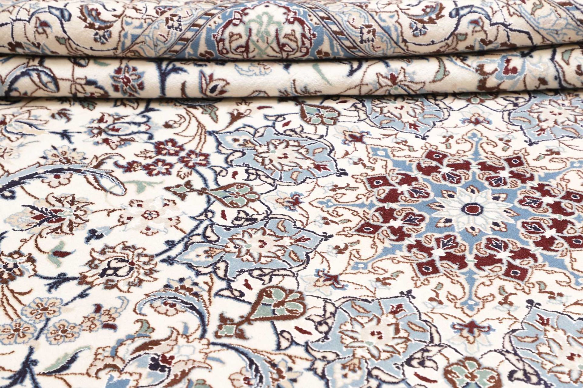 Nain Persian Rug 208 × 321 cm, Wool, hand-knotted
