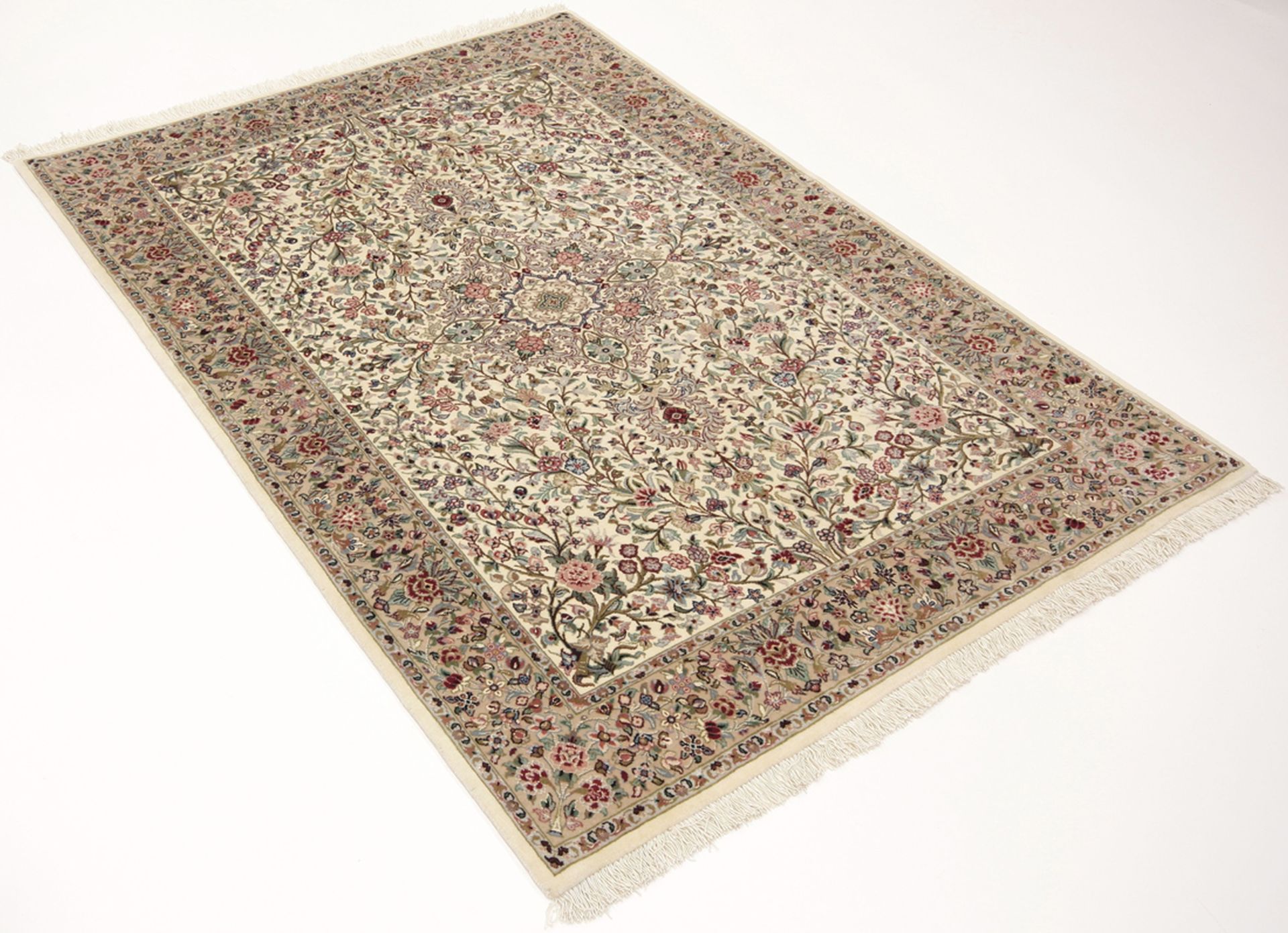 perserteppich-isfahan-105-x-150-cm-schurwolle-seide-handgeknupft-1 Hand-Knotted Wool & Silk Isfahan Persian Rug, 105 × 150 cm