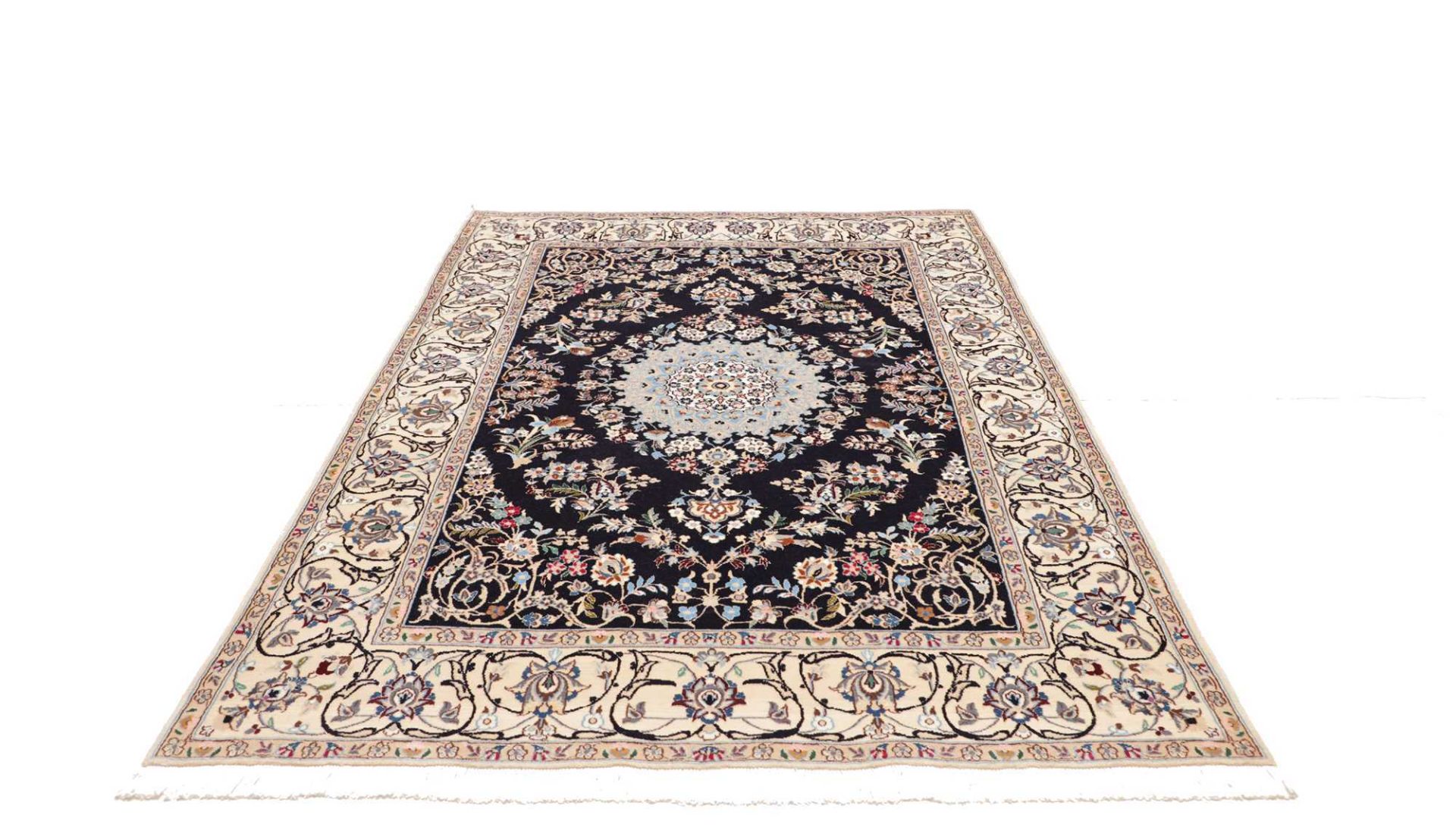 Nain Persian Rug — hand-knotted, 168 × 235 cm, Wool