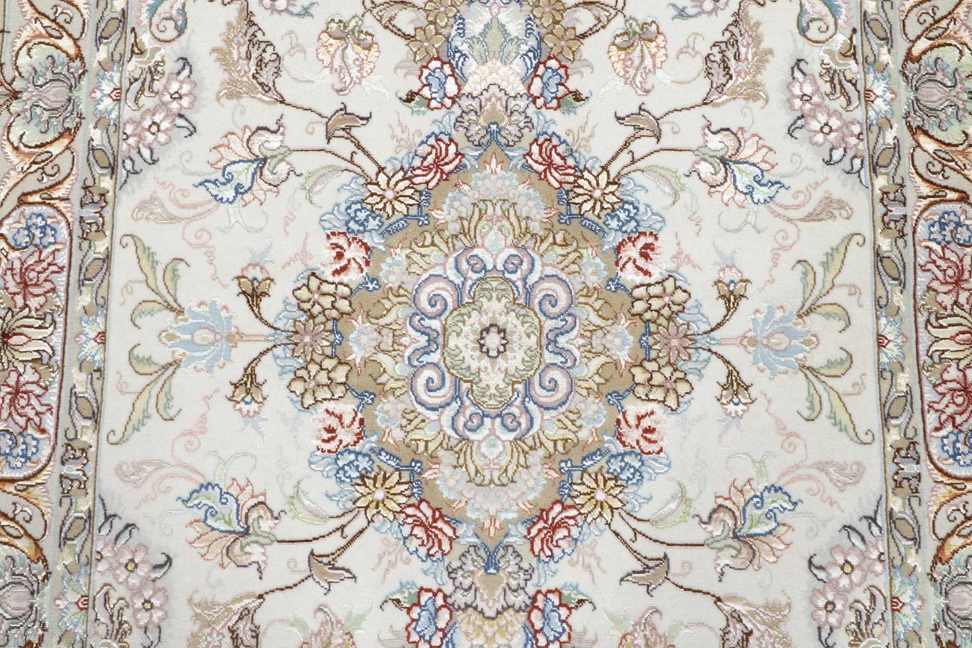 perserteppich-tabriz-102-x-157-cm-schurwolle-seide-handgeknupft-2 Hand-Knotted Wool & Silk Tabriz Persian Rug, 102 × 157 cm