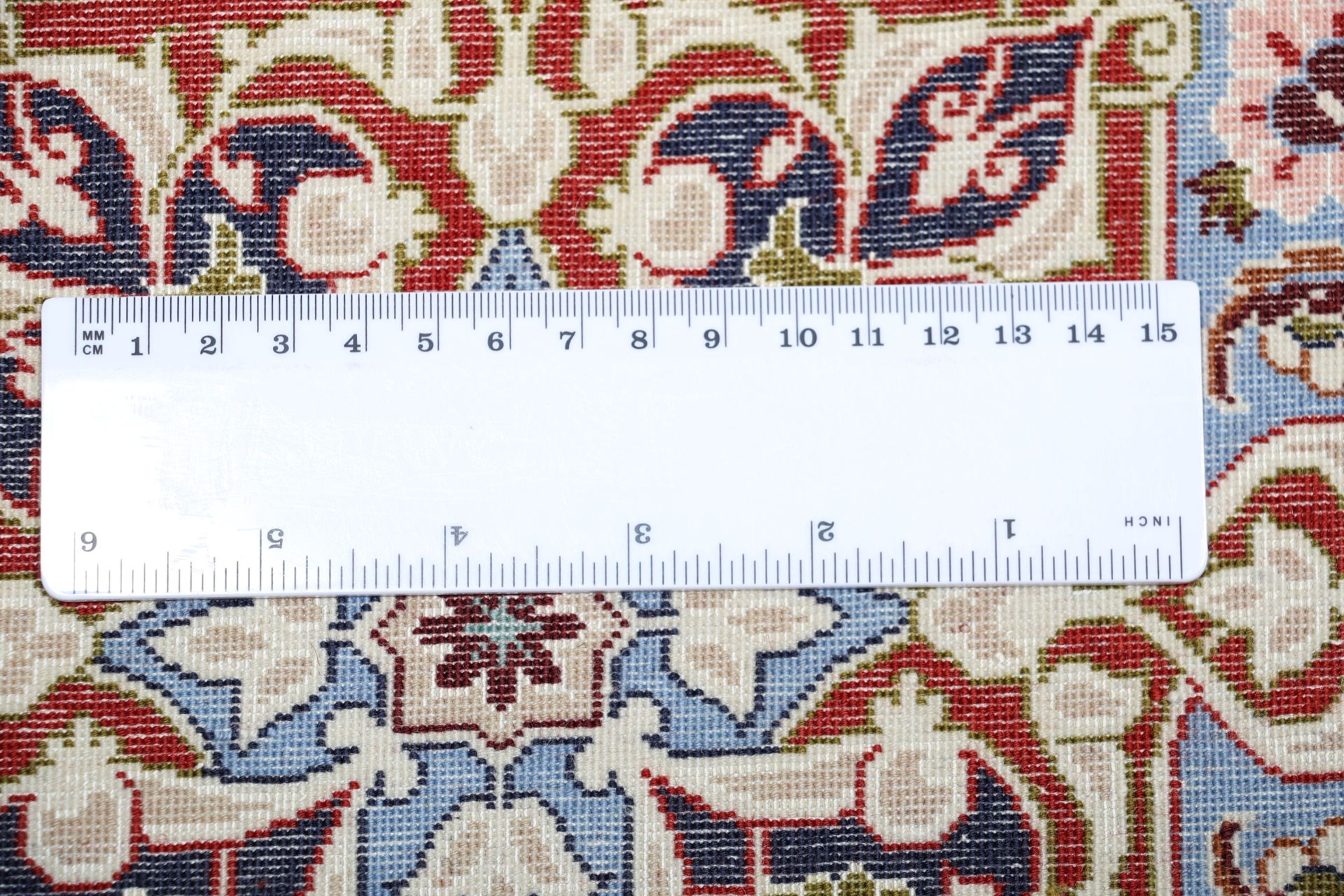 Isfahan Persian Rug — hand-knotted, 193 × 200 cm, Wool & Silk