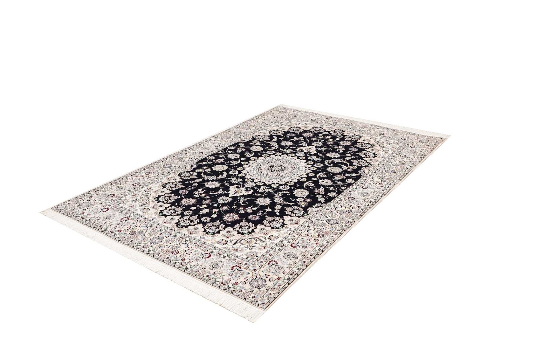 Nain Persian Rug 154 × 231 cm, Wool, hand-knotted