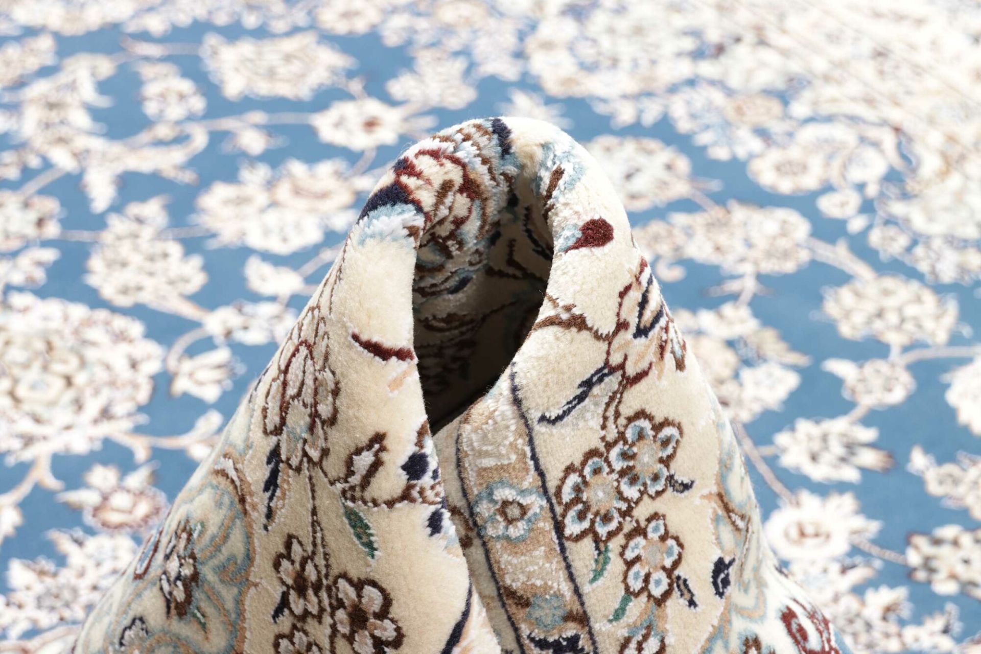 Hand-Knotted Wool Nain Persian Rug, 249 × 352 cm