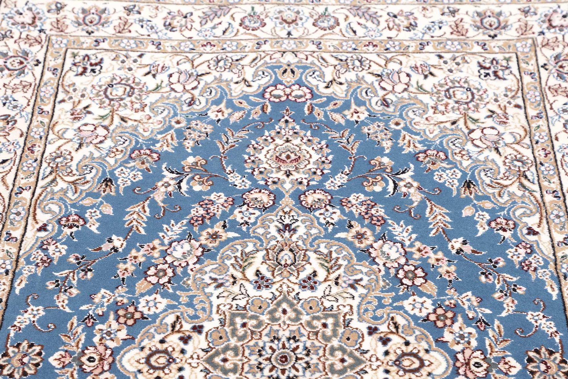 Nain Persian Rug — hand-knotted, 109 × 165 cm, Wool