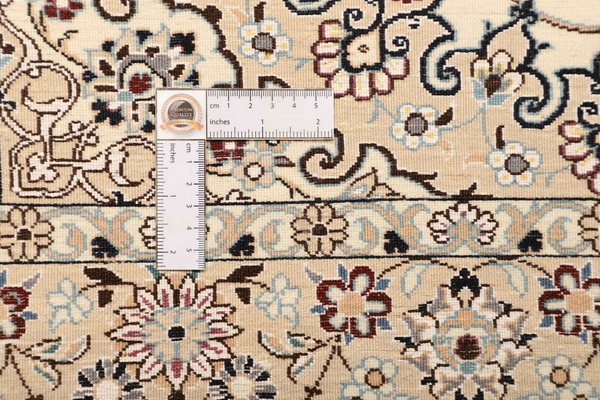 perserteppich-nain-103-x-151-cm-schurwolle-handgeknupft-exklusiv-11 Nain Persian Rug — hand-knotted, 103 × 151 cm, Wool