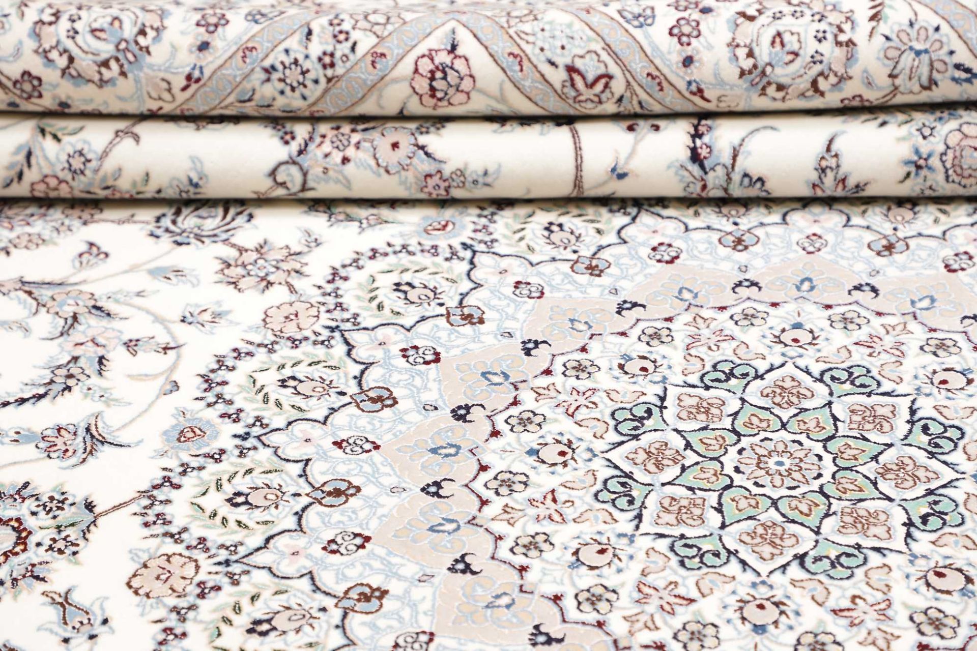 Nain Persian Rug 257 × 371 cm, Wool, hand-knotted