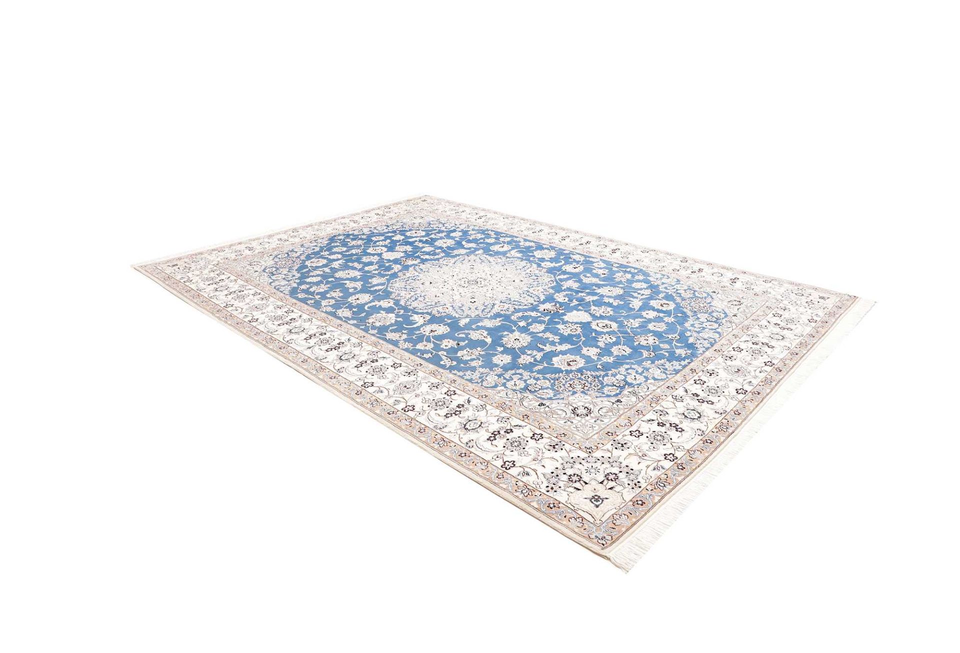 Nain Persian Rug — hand-knotted, 250 × 352 cm, Wool