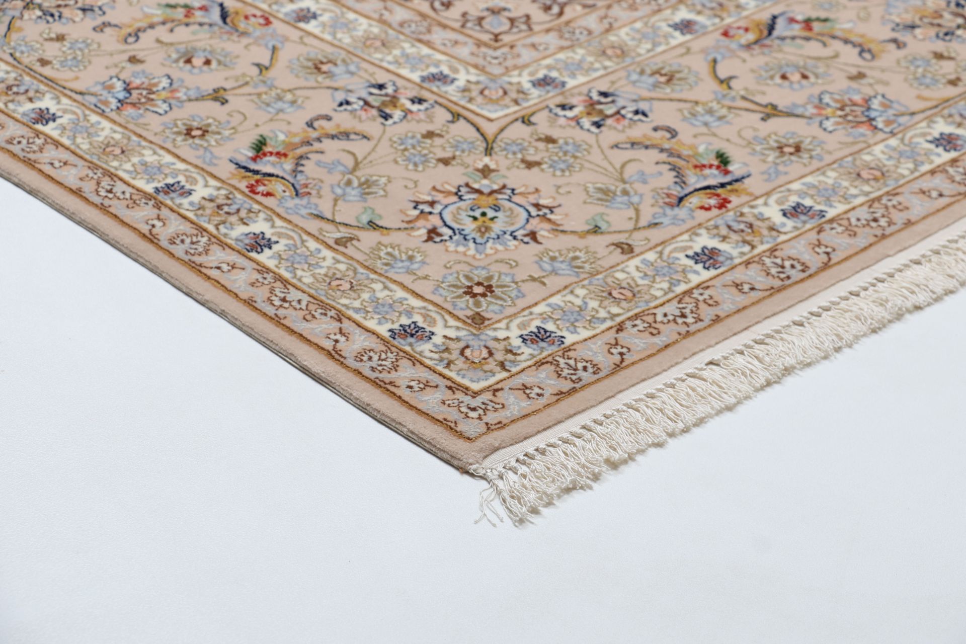 perserteppich-isfahan-255-x-366-cm-schurwolle-seide-handgeknupft-5 Isfahan Persian Rug — hand-knotted, 255 × 366 cm, Wool & Silk