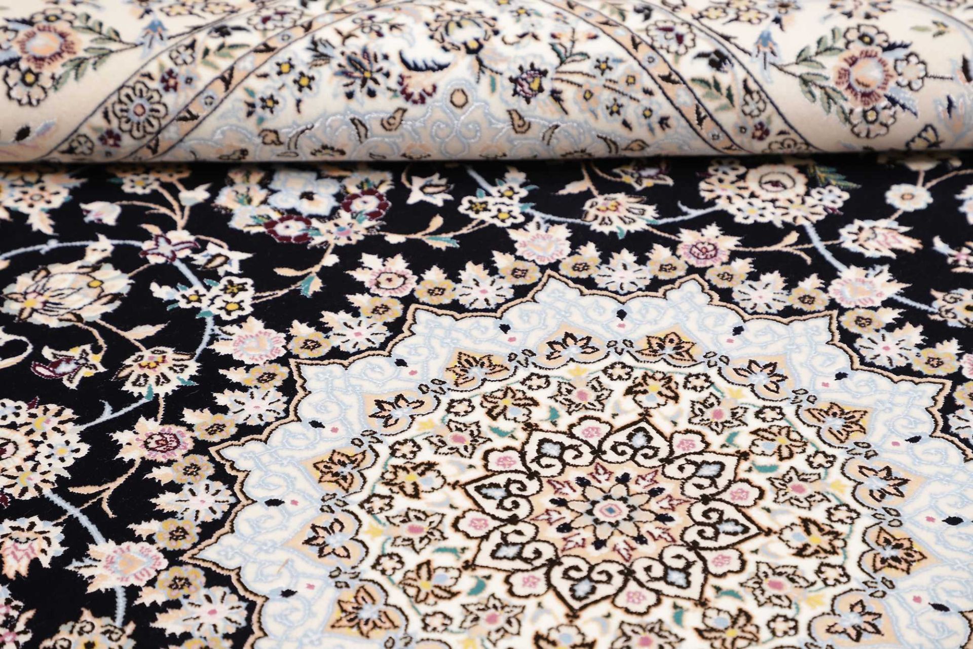 perserteppich-nain-163-x-245-cm-schurwolle-handgeknupft-exklusiv-10 Nain Persian Rug 163 × 245 cm, Wool, hand-knotted