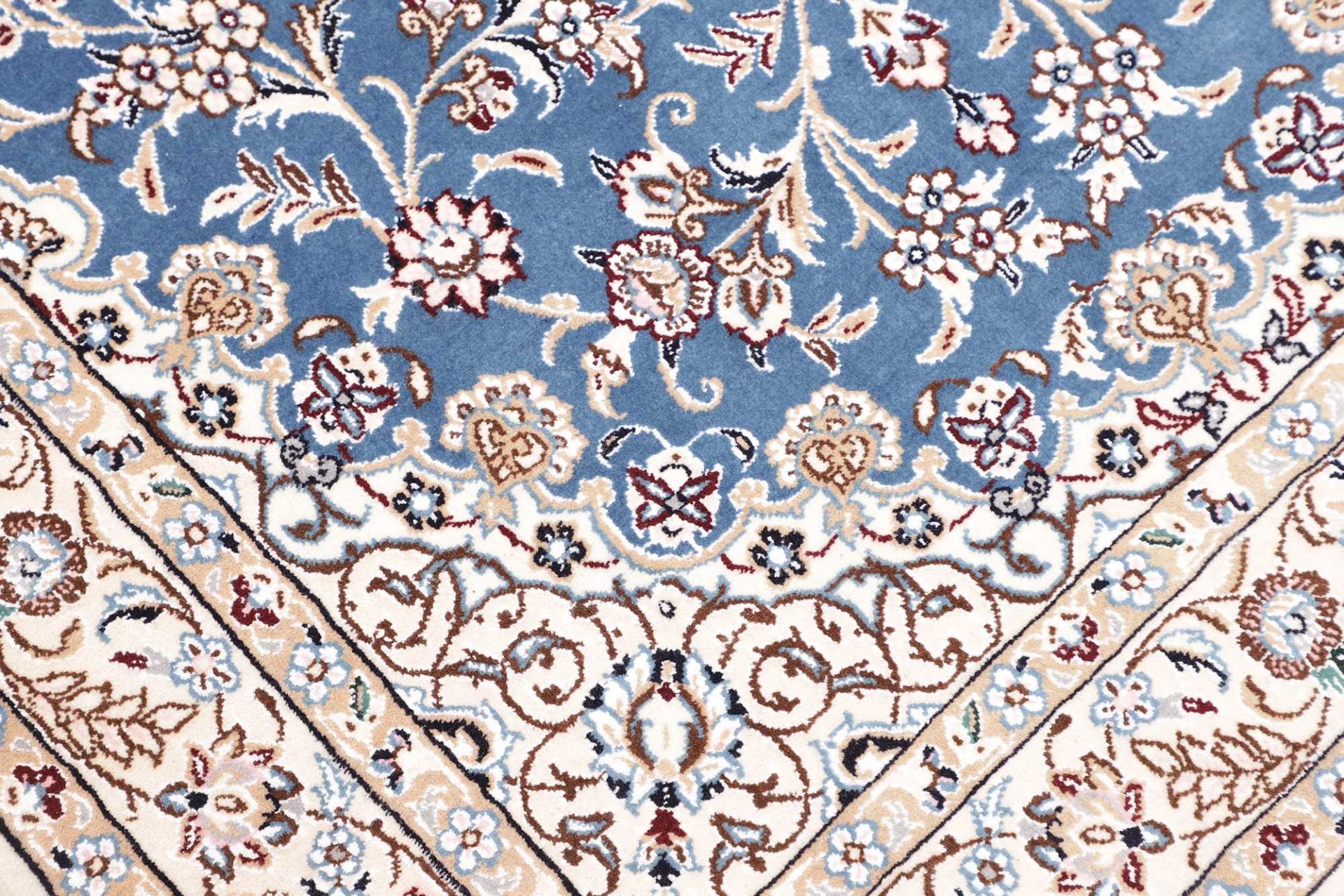 perserteppich-nain-104-x-155-cm-schurwolle-handgeknupft-exklusiv-5 Nain Persian Rug — hand-knotted, 104 × 155 cm, Wool