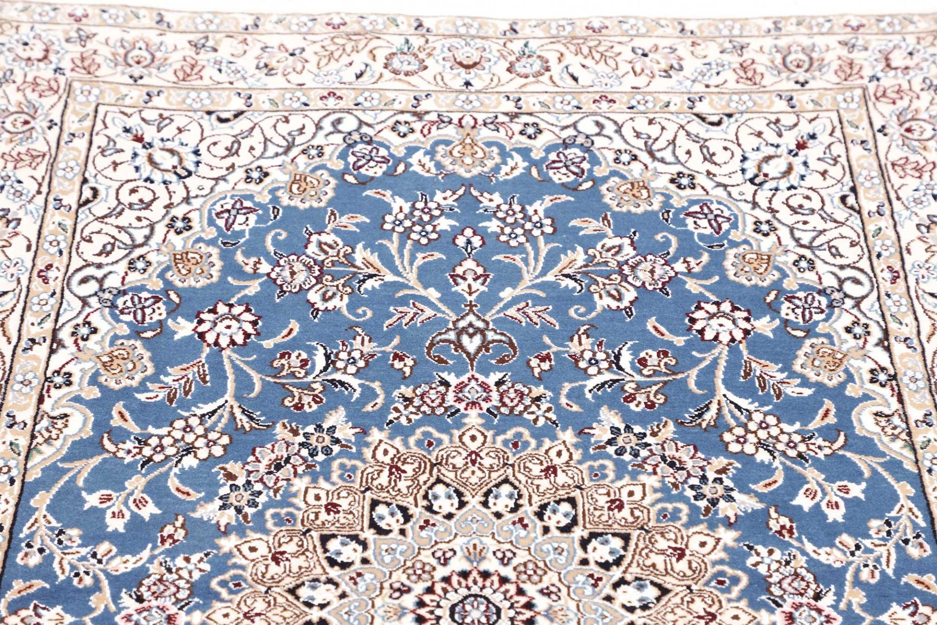 perserteppich-nain-104-x-155-cm-schurwolle-handgeknupft-exklusiv-7 Nain Persian Rug — hand-knotted, 104 × 155 cm, Wool