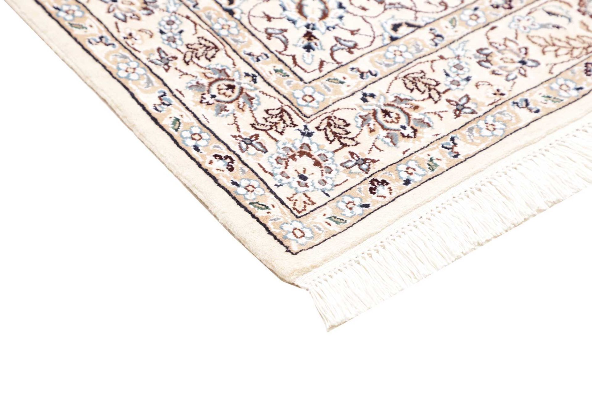 Hand-Knotted Wool Nain Persian Rug, 106 × 153 cm