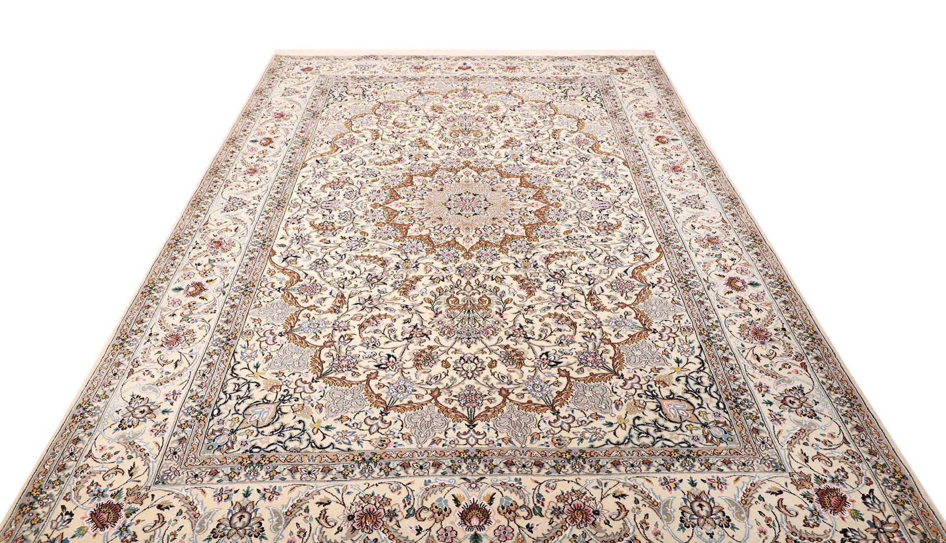 Nain Persian Rug 207 × 302 cm, Wool, hand-knotted