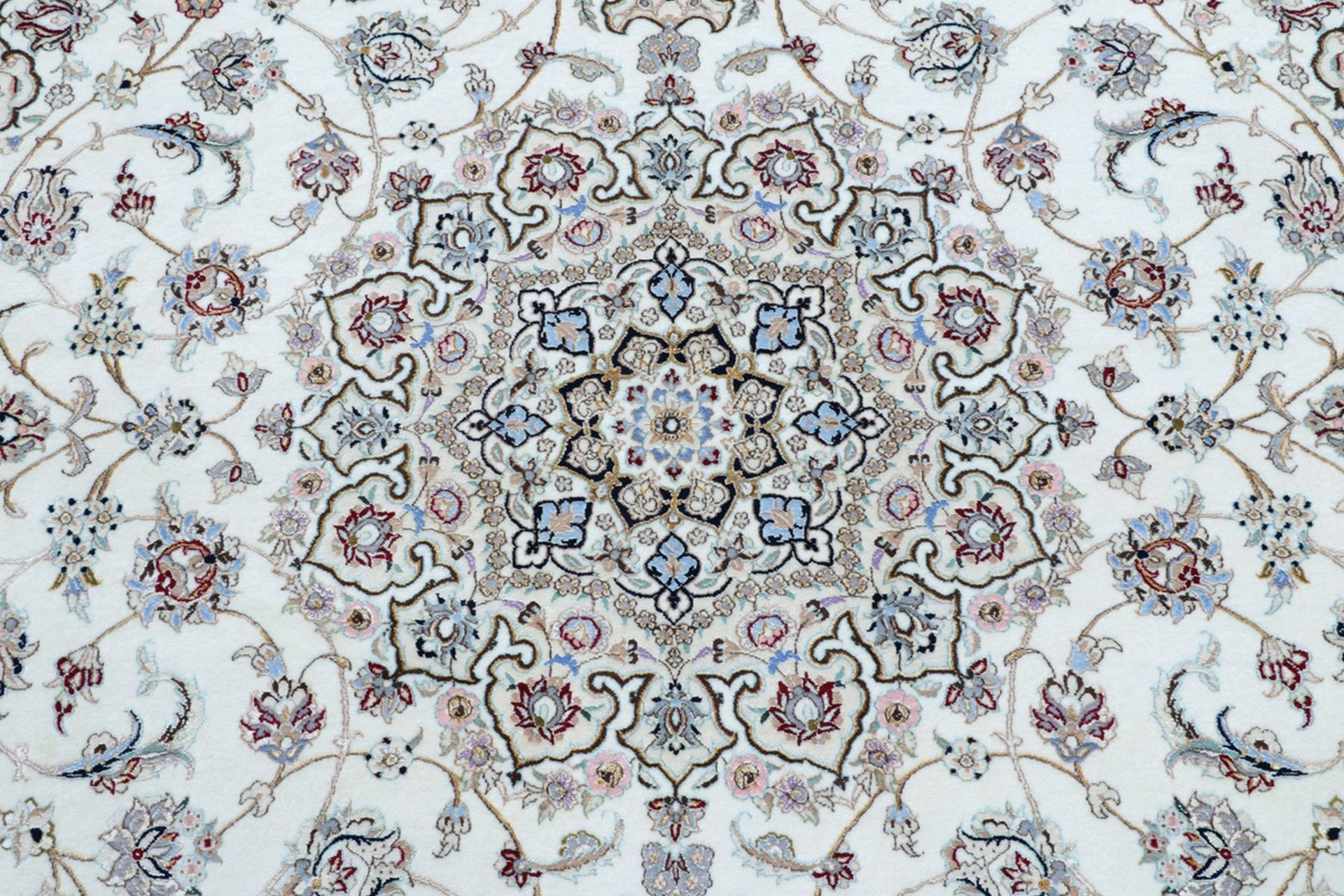 Nain Persian Rug — hand-knotted, 174 × 247 cm, Wool & Silk