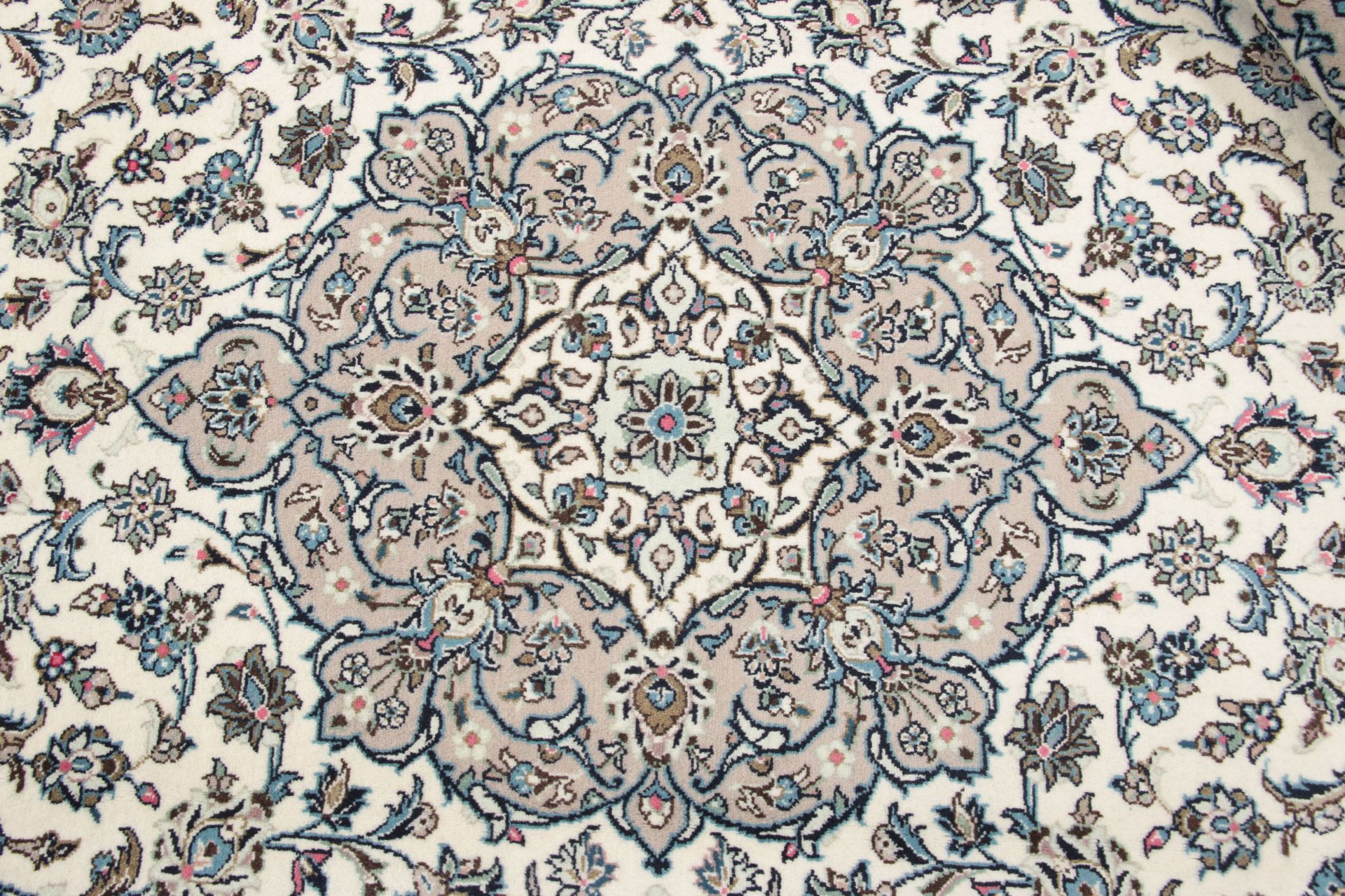 Kashan Persian Rug 242 × 352 cm, Wool, hand-knotted