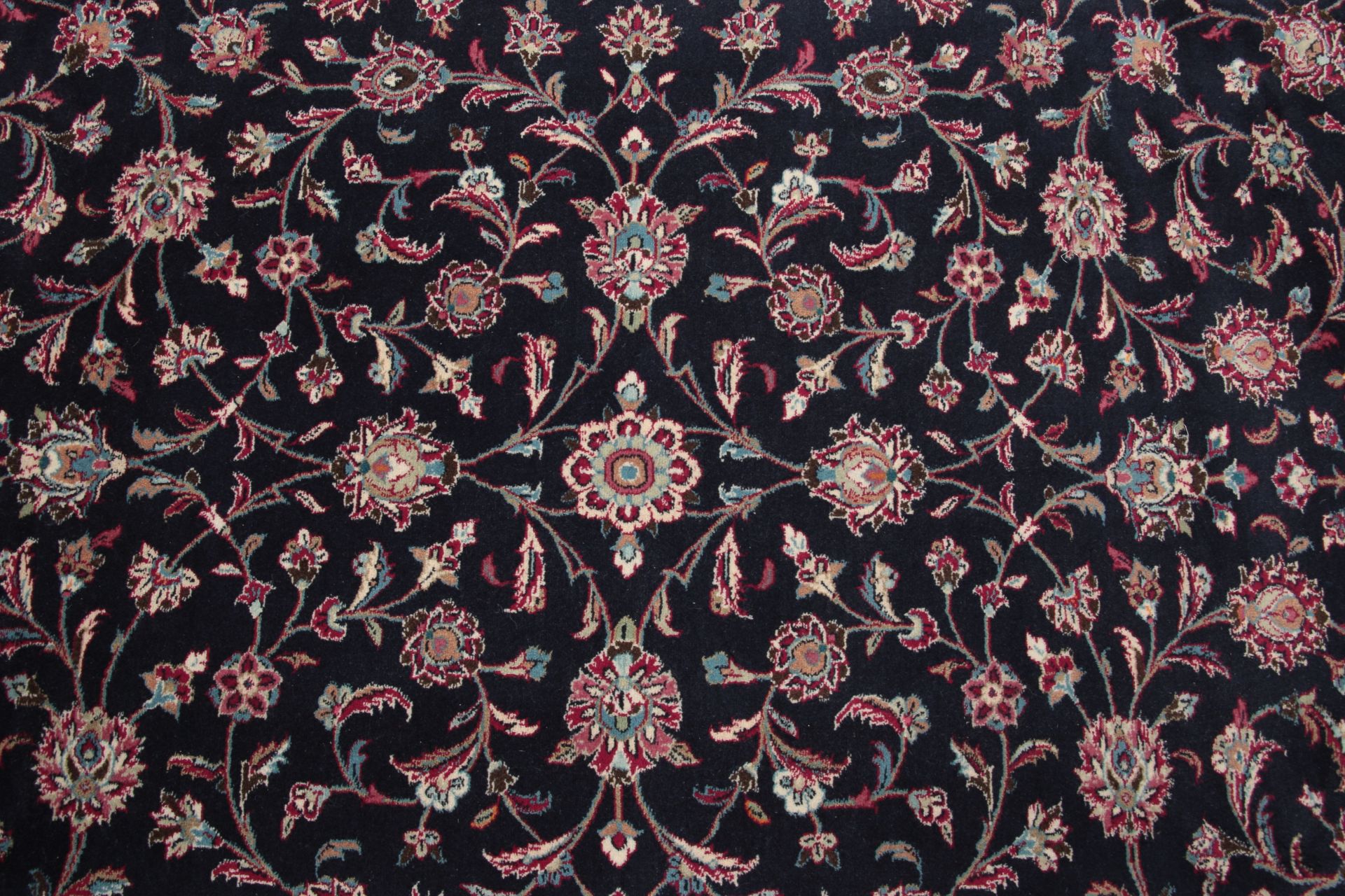 Kashan Persian Rug — hand-knotted, 249 × 348 cm, Wool
