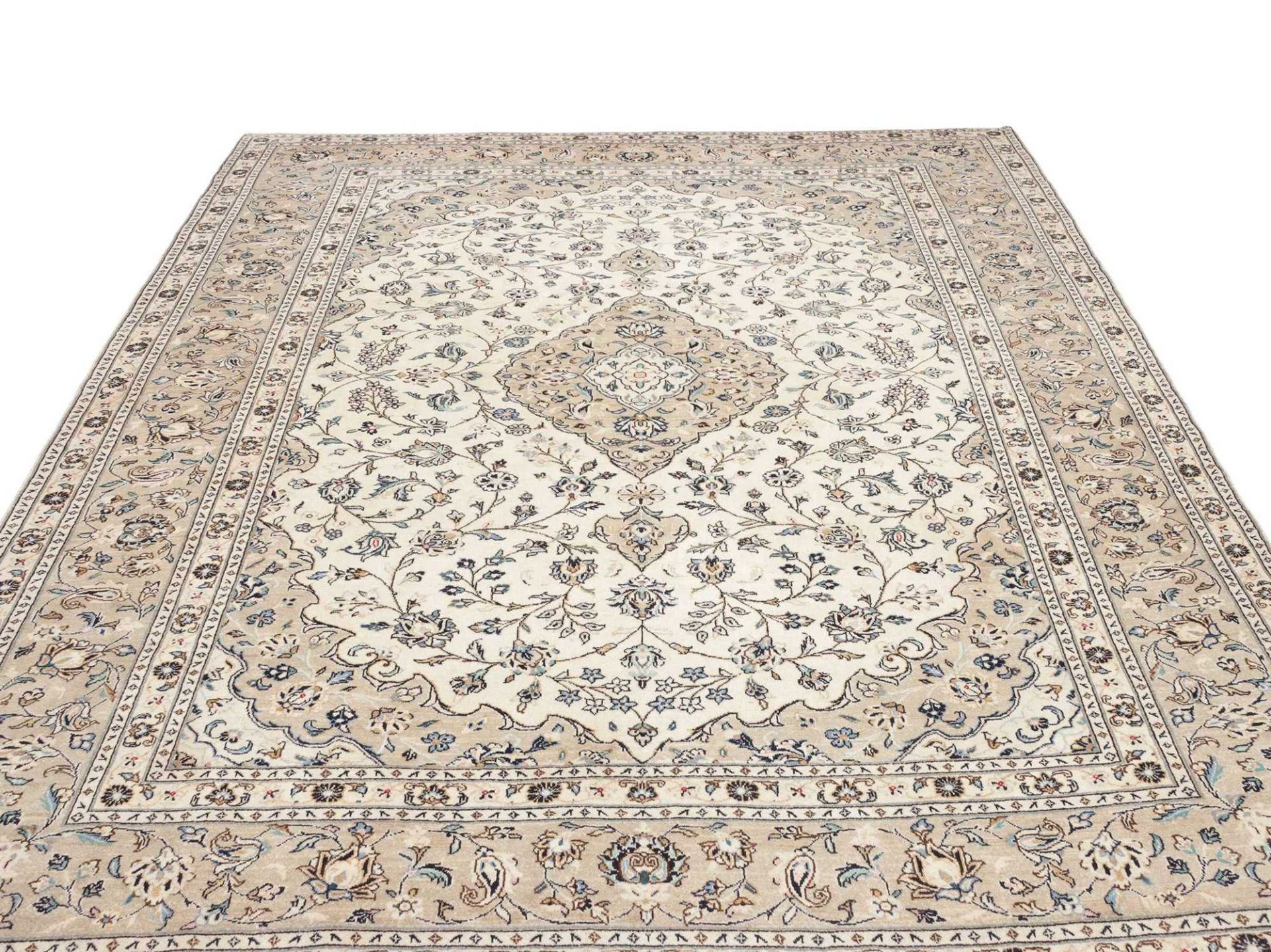 Kashan Persian Rug — hand-knotted, 244 × 344 cm, Wool