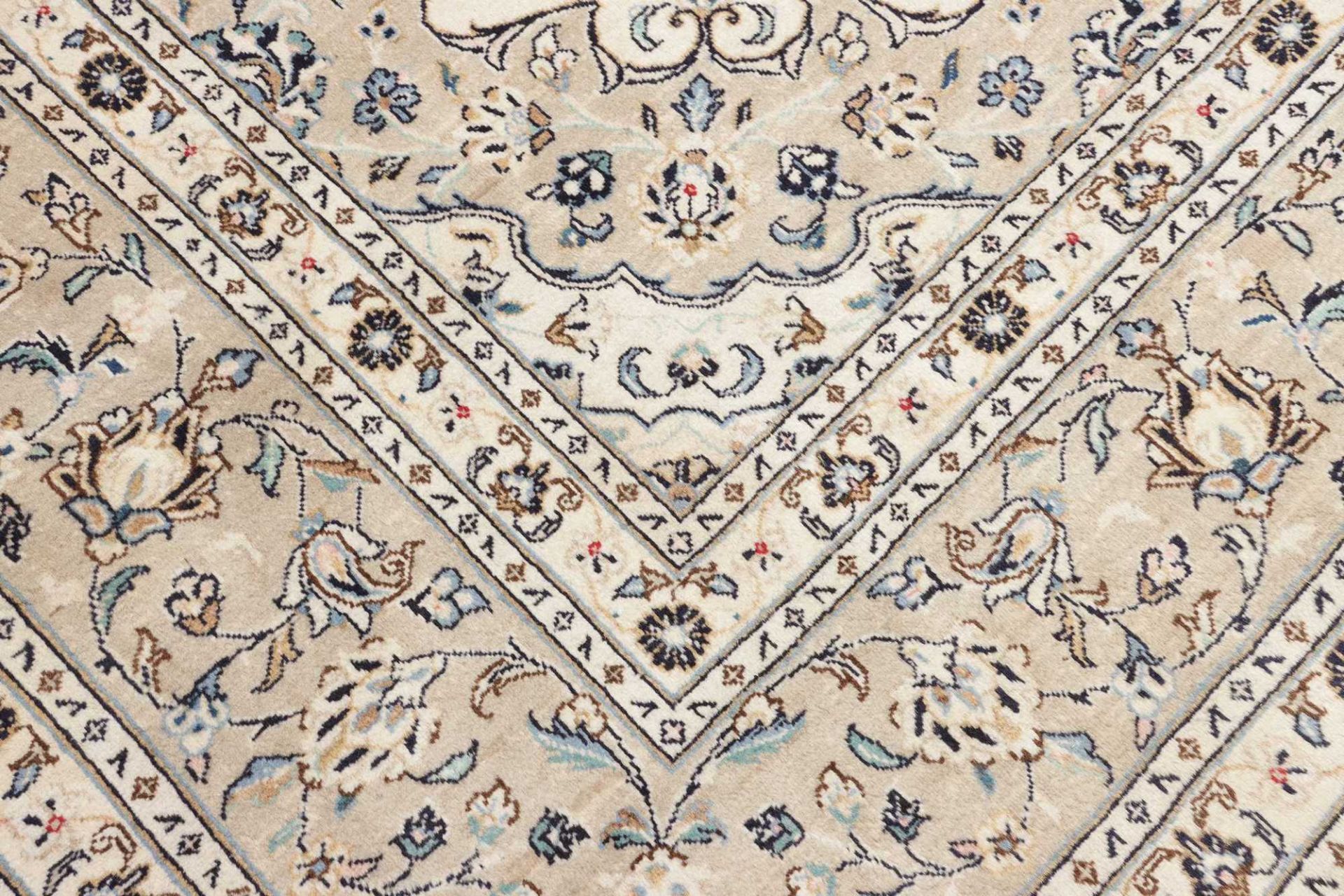 Kashan Persian Rug — hand-knotted, 244 × 344 cm, Wool