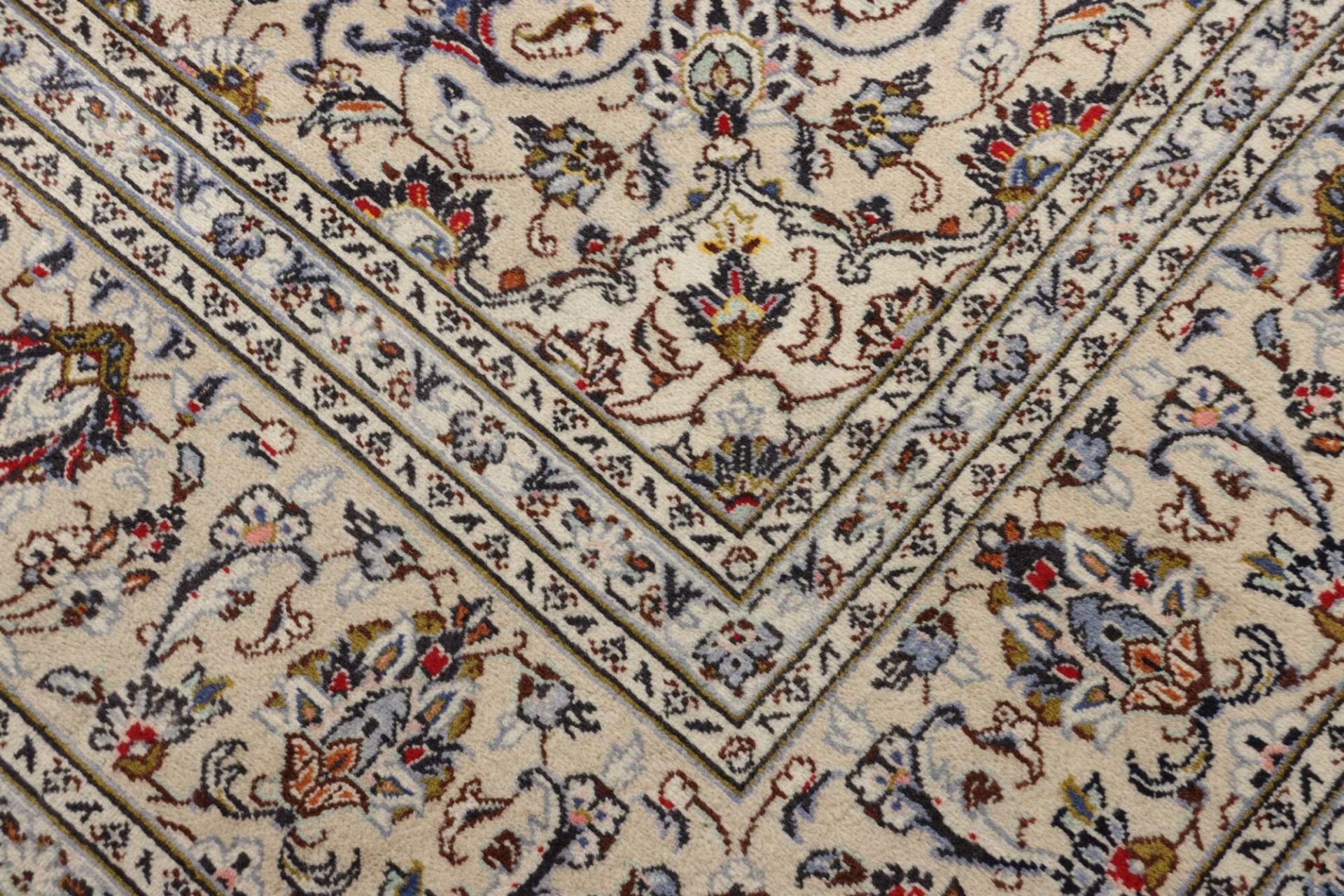 Kashan Persian Rug — hand-knotted, 245 × 362 cm, Wool