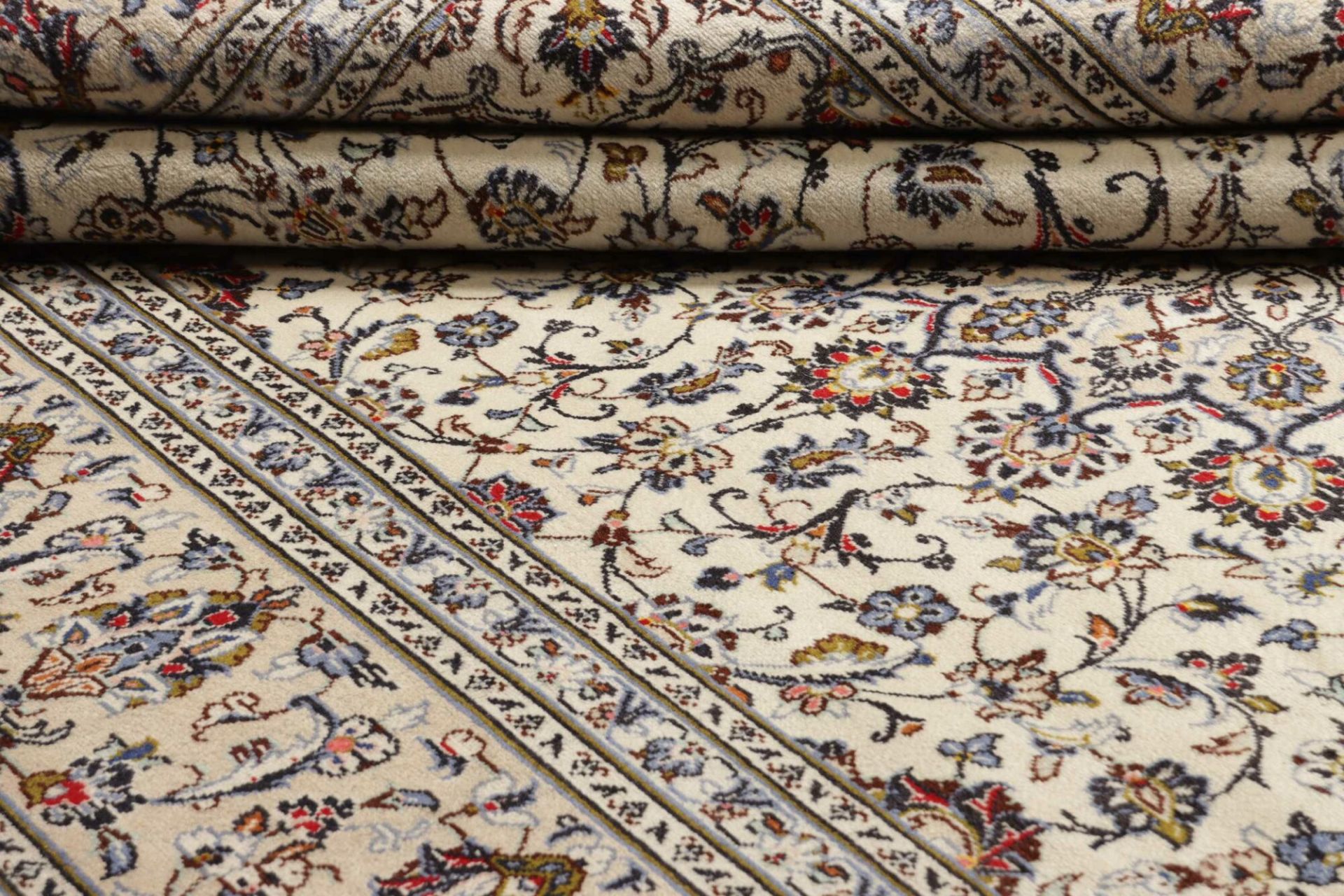Kashan Persian Rug — hand-knotted, 245 × 362 cm, Wool