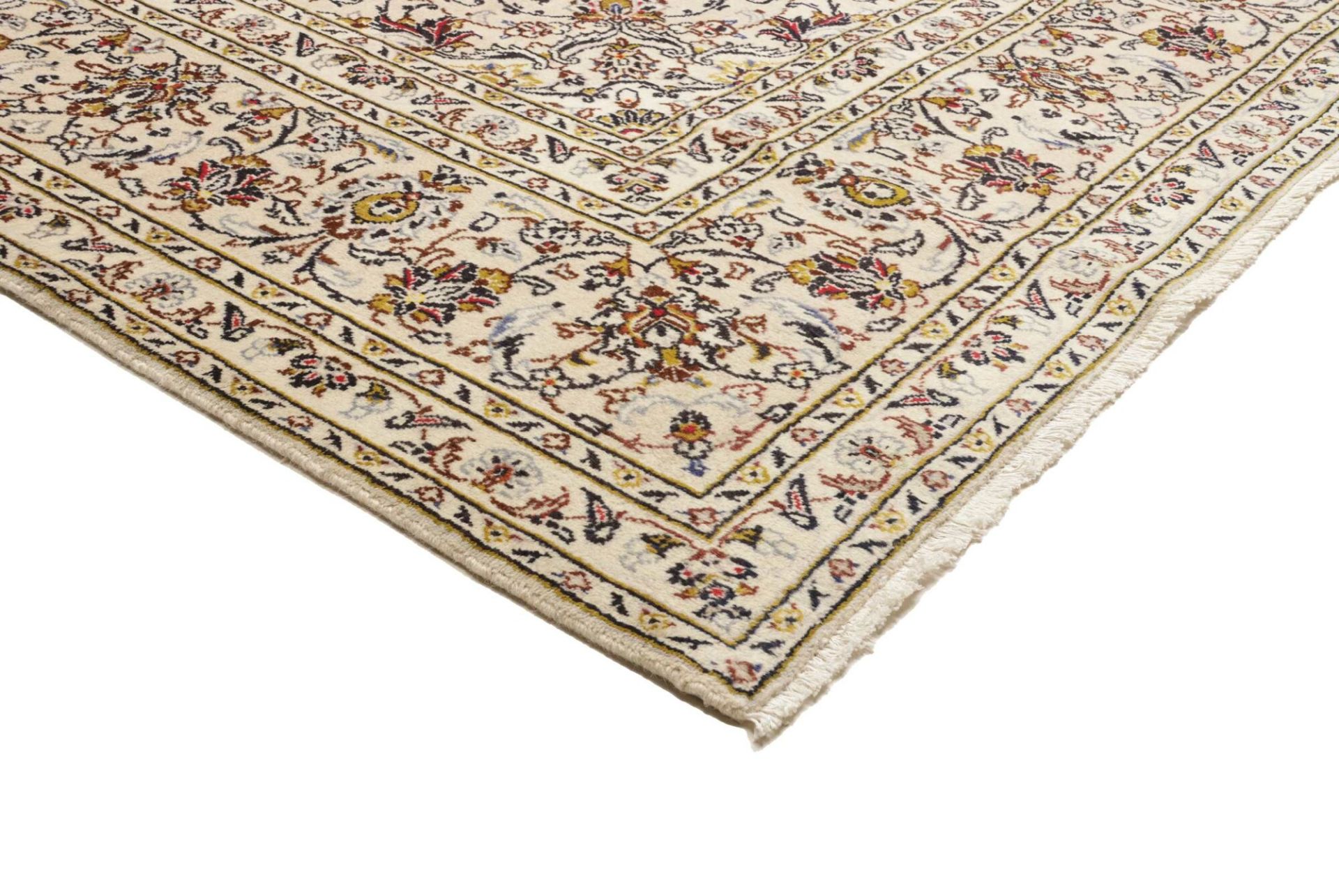 Hand-Knotted Wool Kashan Persian Rug, 249 × 357 cm