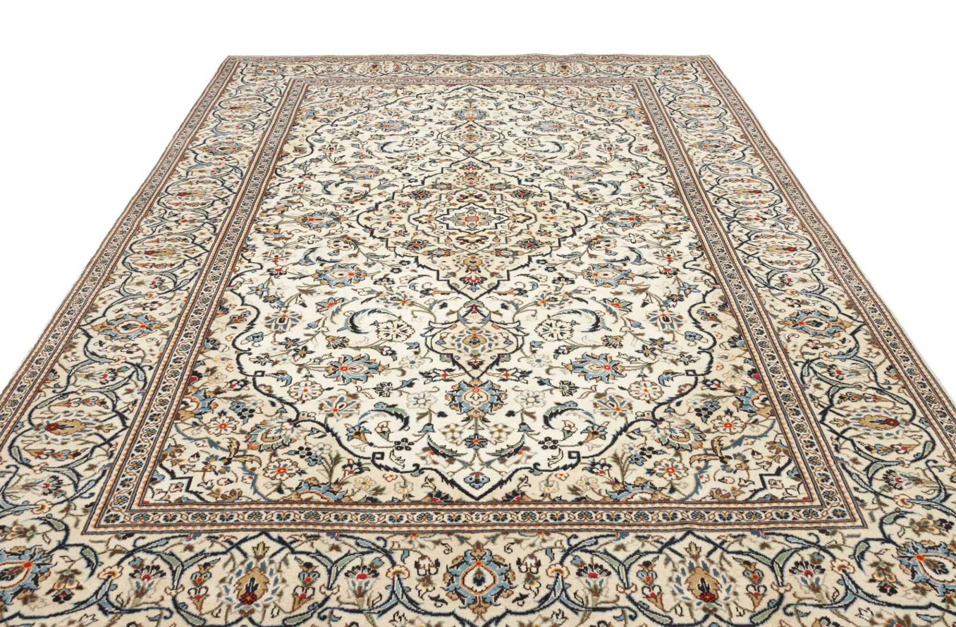 Kashan Persian Rug 248 × 352 cm, Wool, hand-knotted