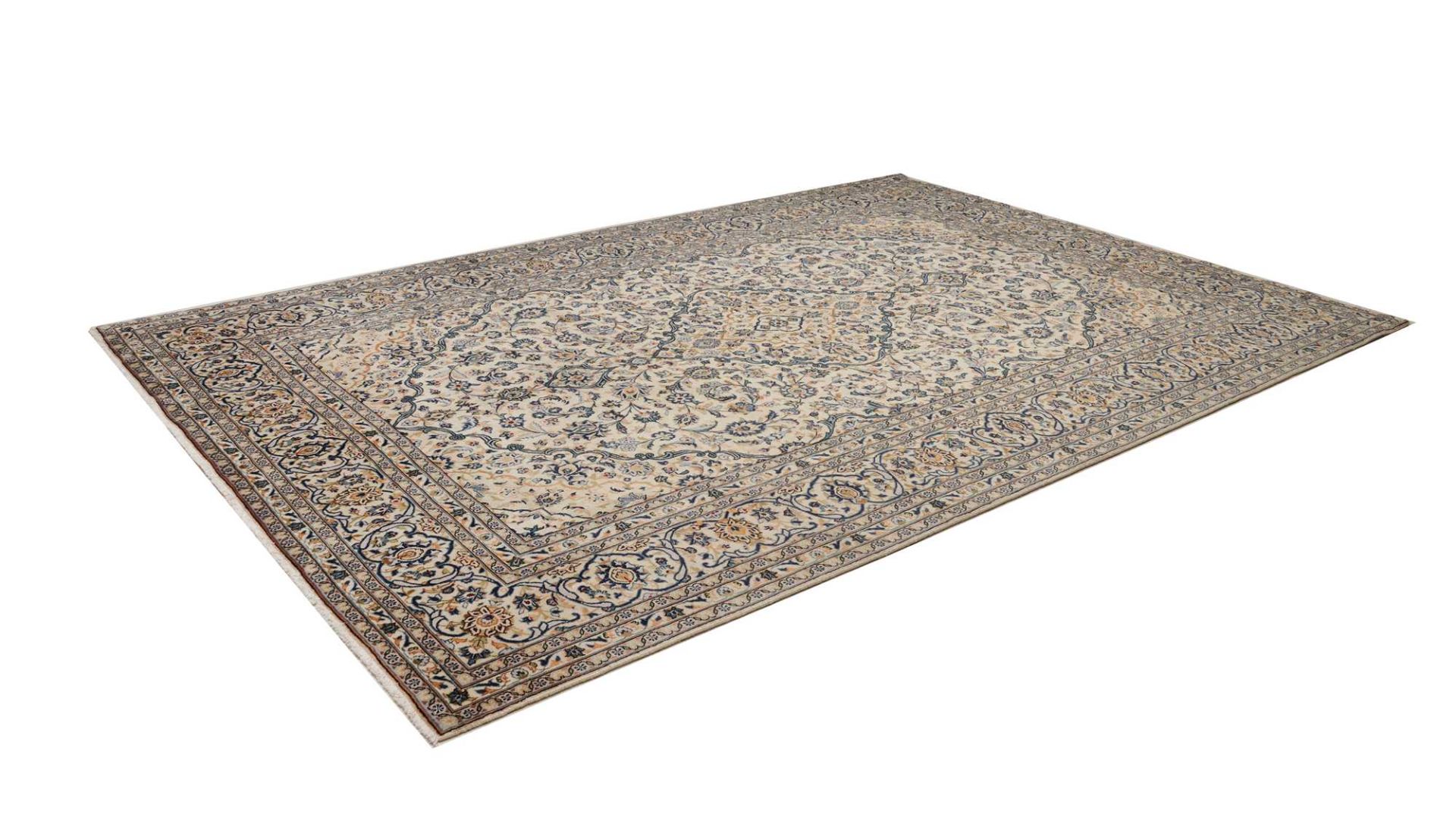 Kashan Persian Rug — hand-knotted, 247 × 349 cm, Wool