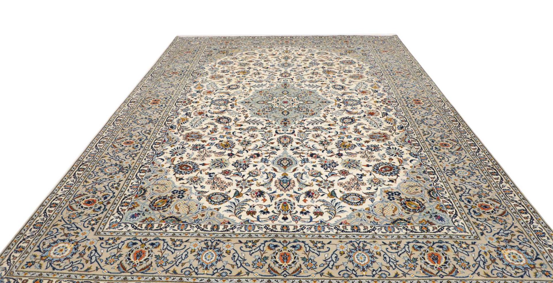 Kashan Persian Rug 273 × 366 cm, Wool, hand-knotted