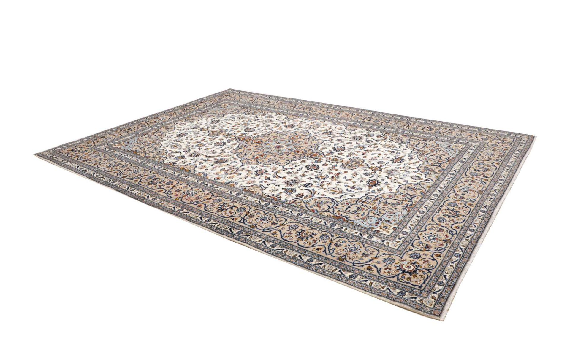 perserteppich-kashan-251-x-352-cm-schurwolle-handgeknupft-robust-10 Kashan Persian Rug — hand-knotted, 251 × 352 cm, Wool