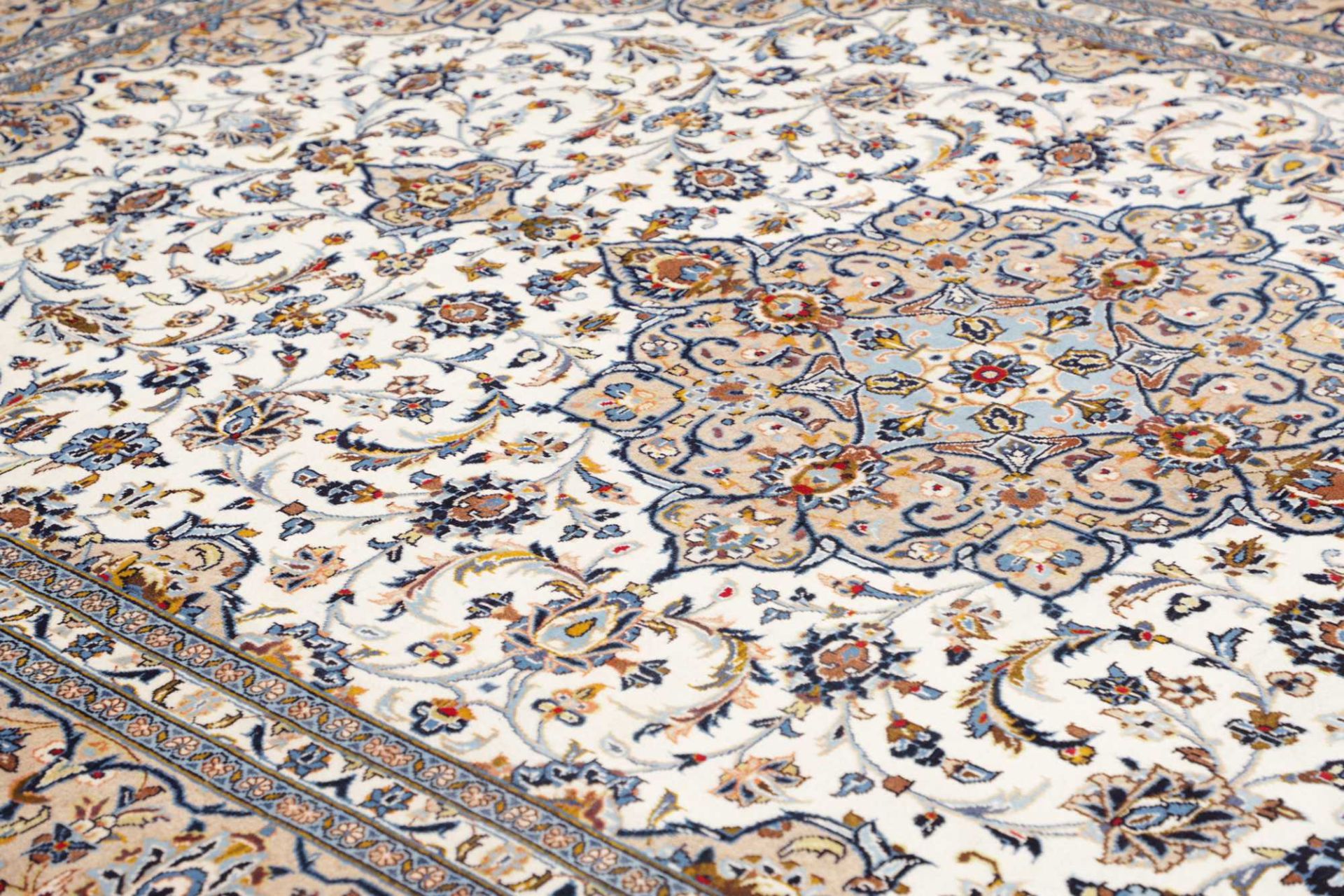 perserteppich-kashan-251-x-352-cm-schurwolle-handgeknupft-robust-16 Kashan Persian Rug — hand-knotted, 251 × 352 cm, Wool